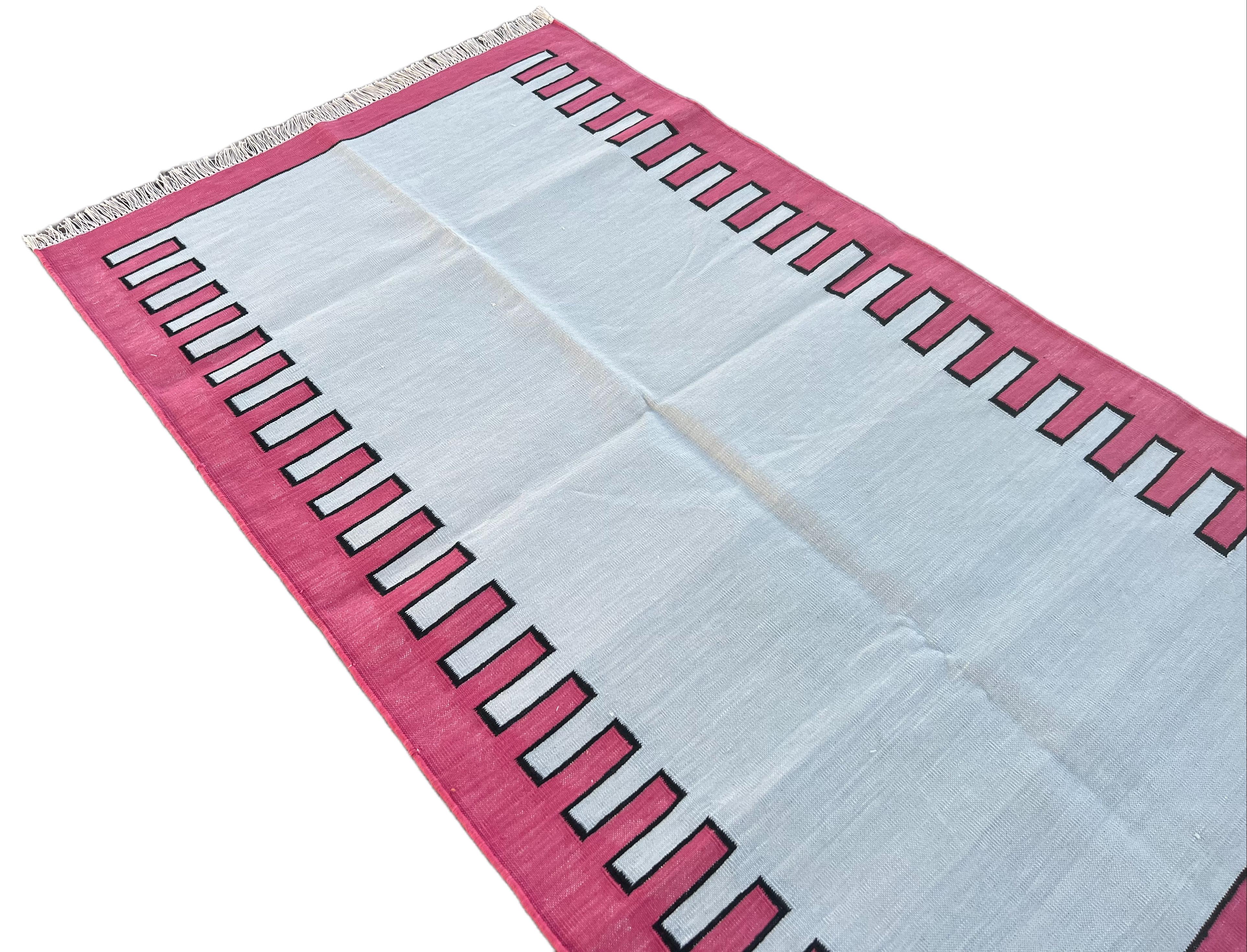 Handmade Cotton Area Flat Weave Rug, 3x5 Blue And Pink Striped Indian Dhurrie In New Condition For Sale In Jaipur, IN