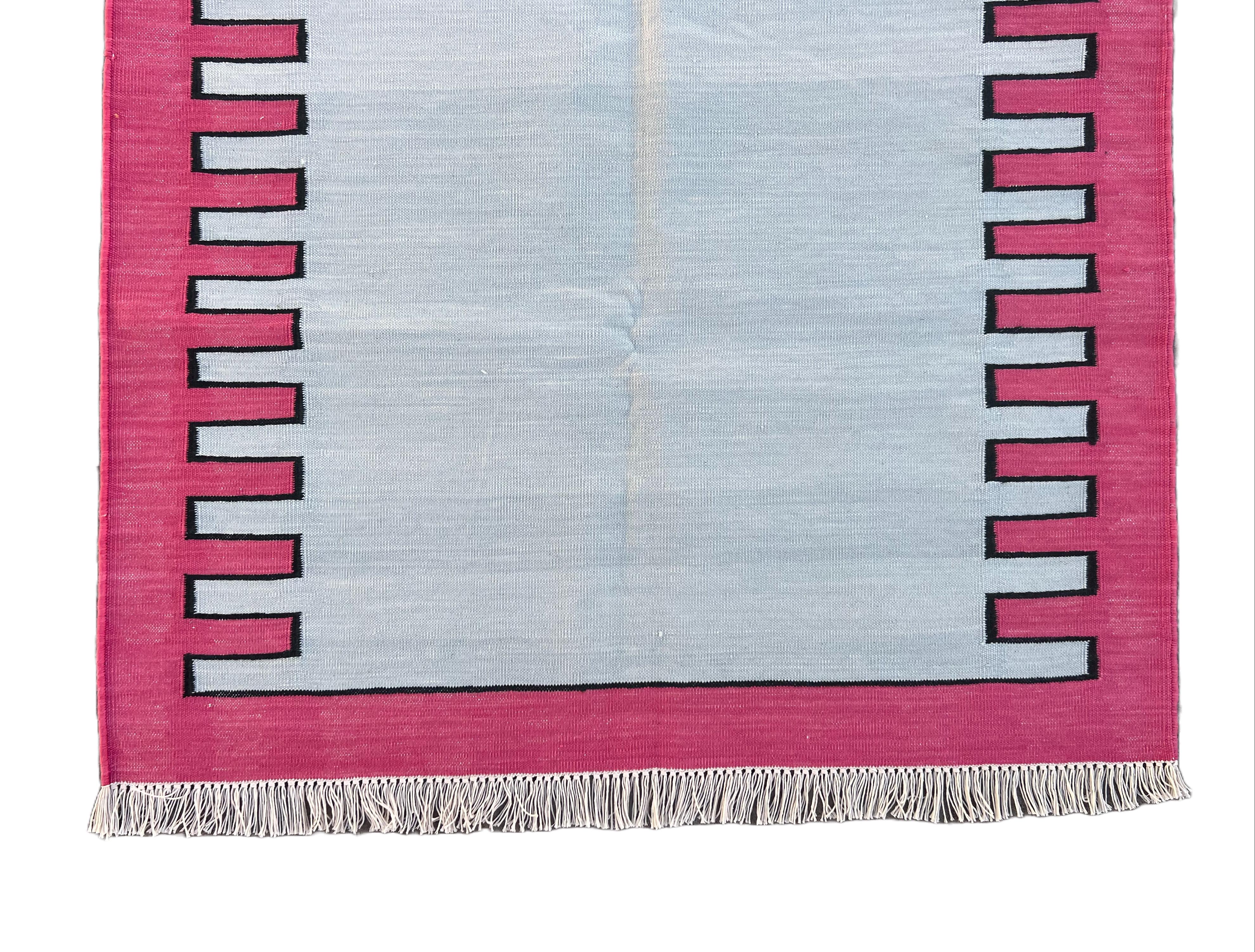 Handmade Cotton Area Flat Weave Rug, 3x5 Blue And Pink Striped Indian Dhurrie For Sale 2