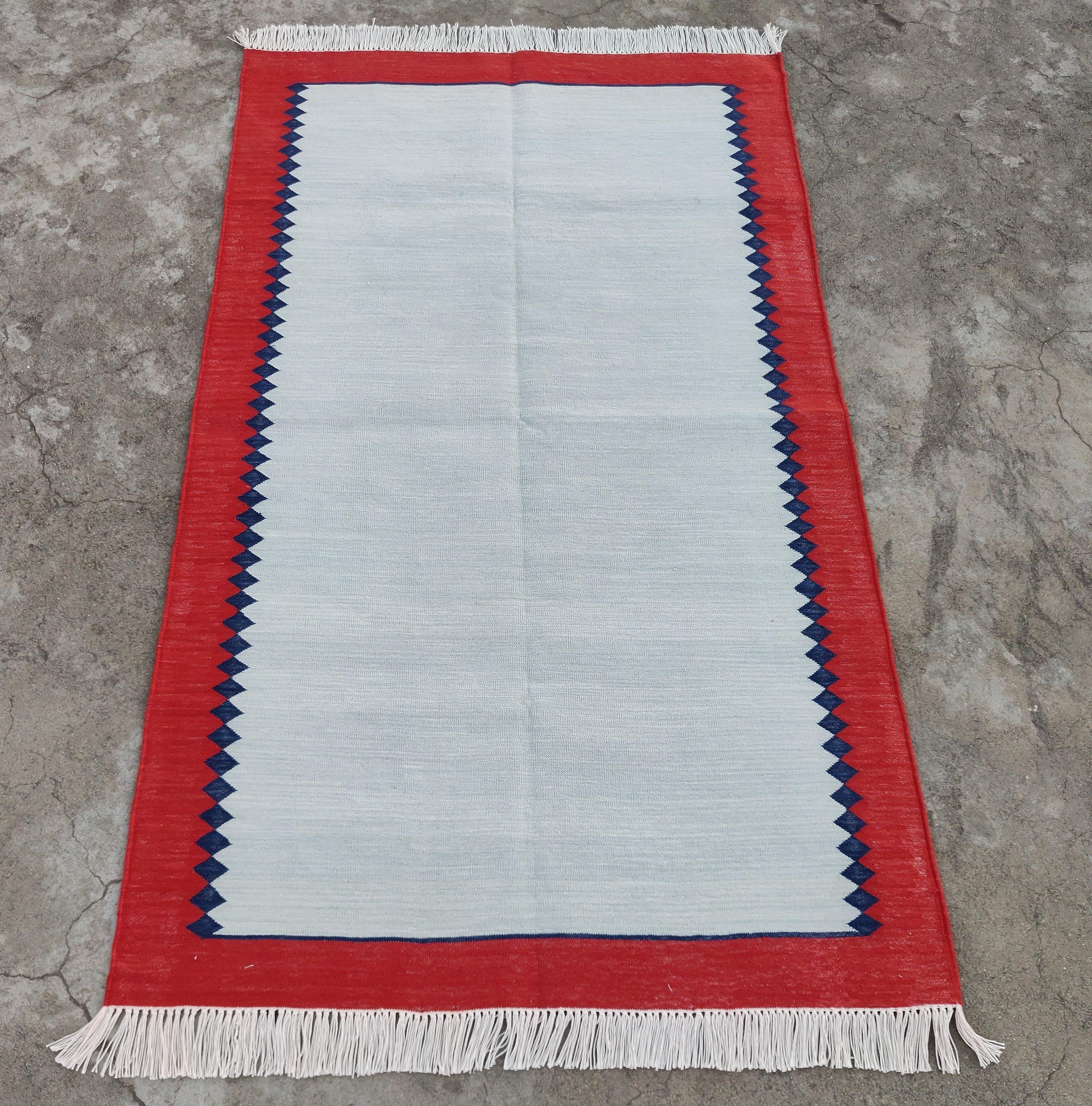 Hand-Woven Handmade Cotton Area Flat Weave Rug, 3'x5' Blue And Red Striped Indian Dhurrie For Sale