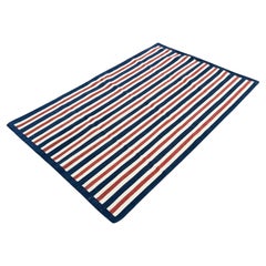 Handgefertigter Flachgewebe-Teppich aus Baumwolle, 3x5 Blau und Rot gestreifter indischer Dhurrie-Teppich