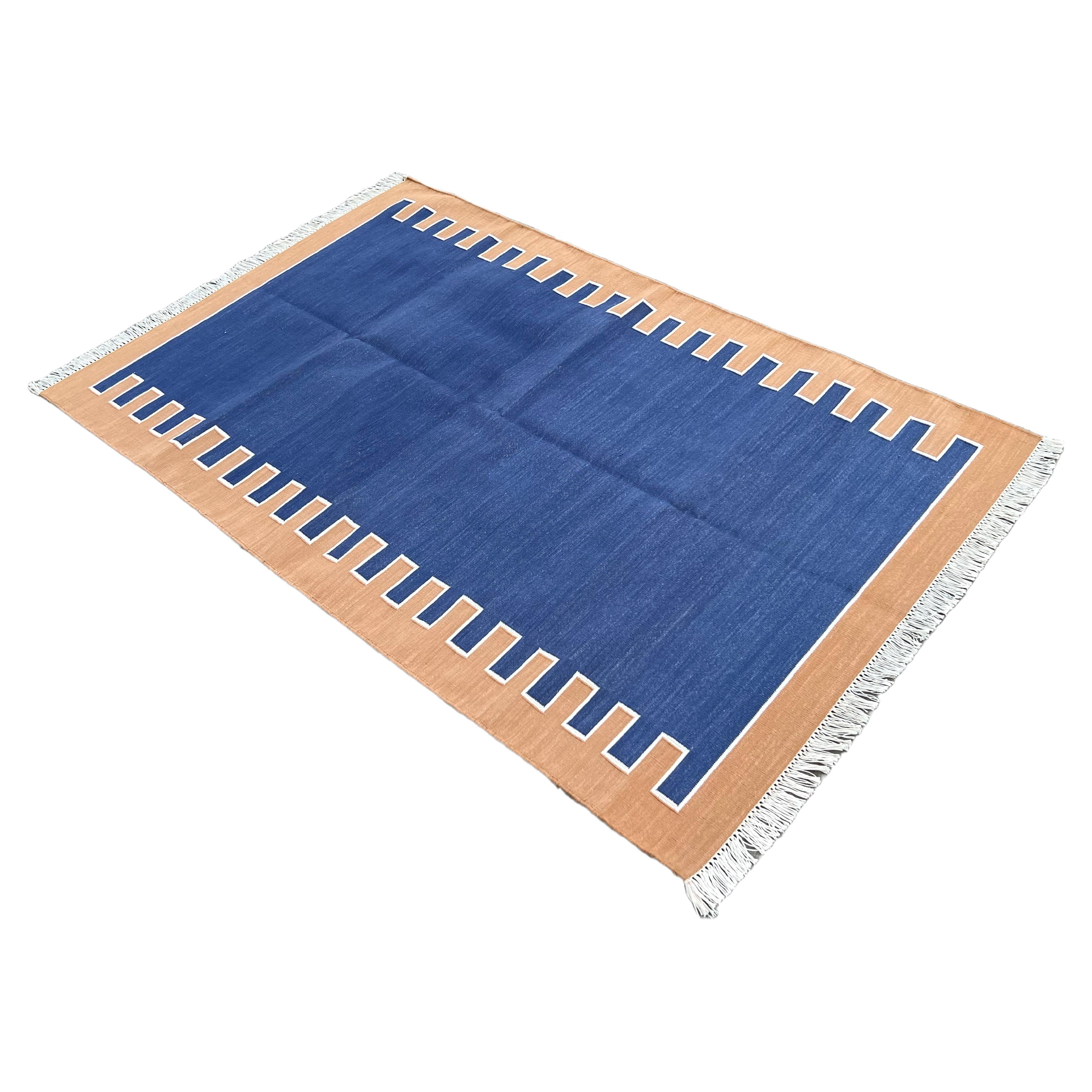 Handgemachte Baumwolle Bereich Flachgewebe Teppich, 3x5 Blau und Tan Zig Zag gestreiften Dhurrie