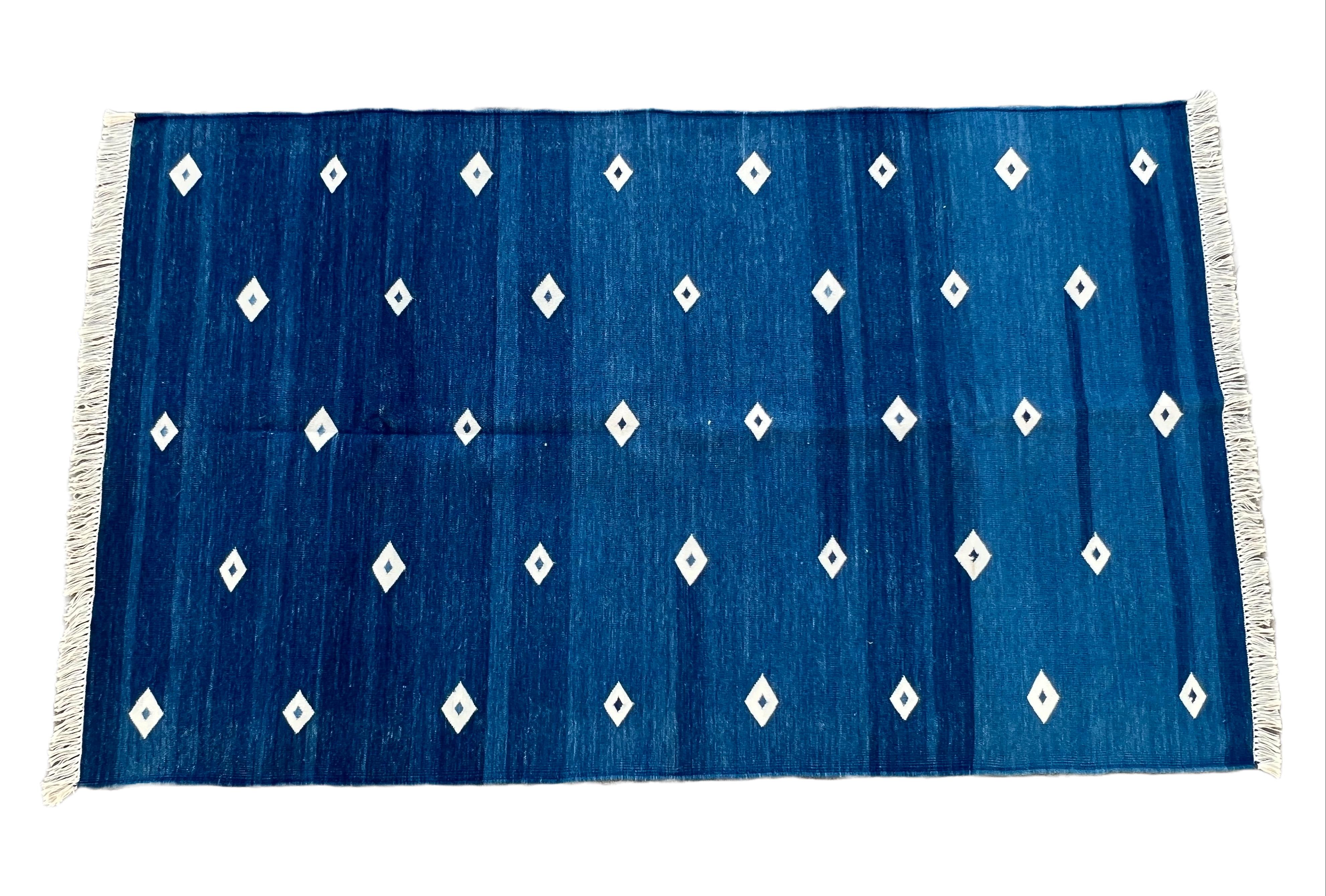 Handmade Cotton Area Flat Weave Rug, 3x5 Blue And White Diamond Indian Dhurrie For Sale 3