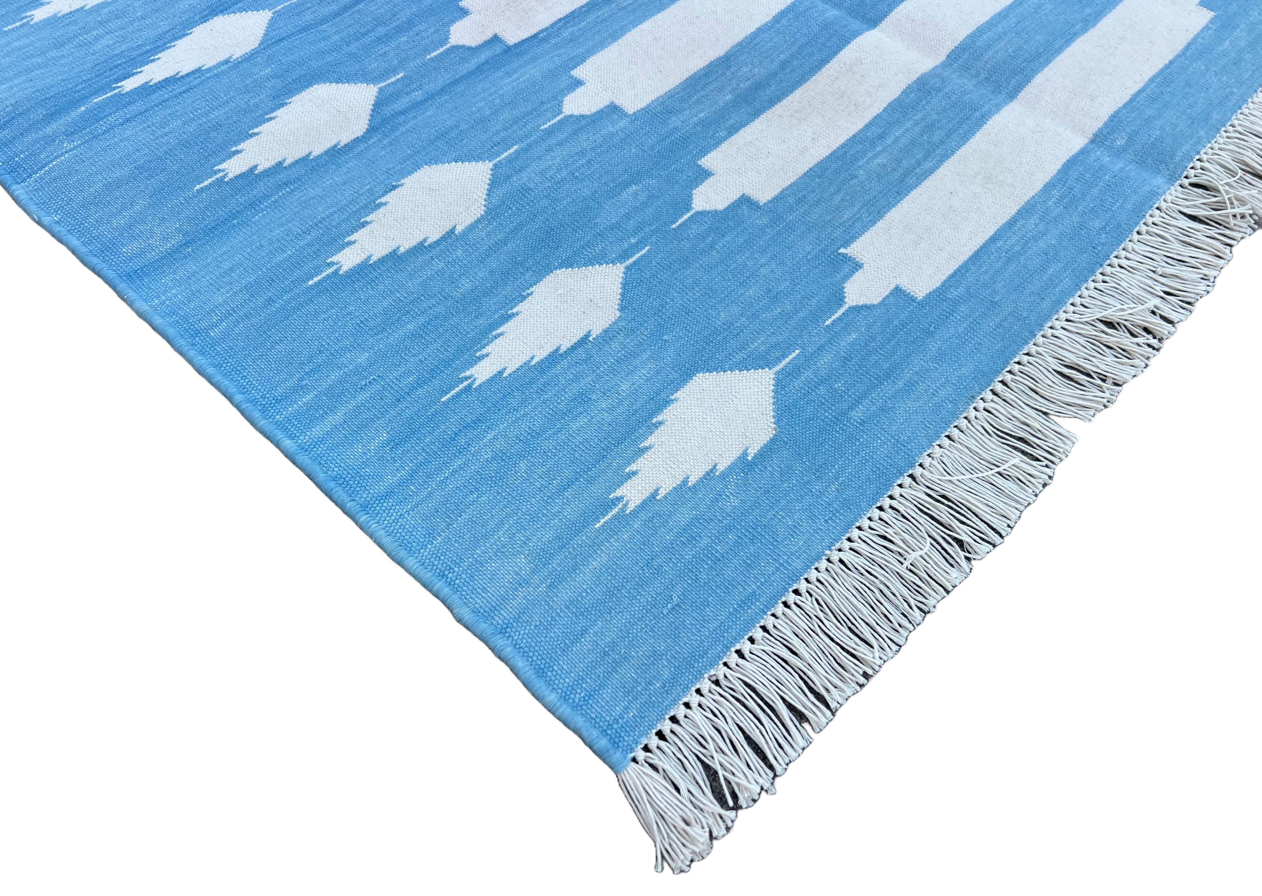 Mid-Century Modern Handmade Cotton Area Flat Weave Rug, 3x5 Blue And White Striped Indian Dhurrie For Sale
