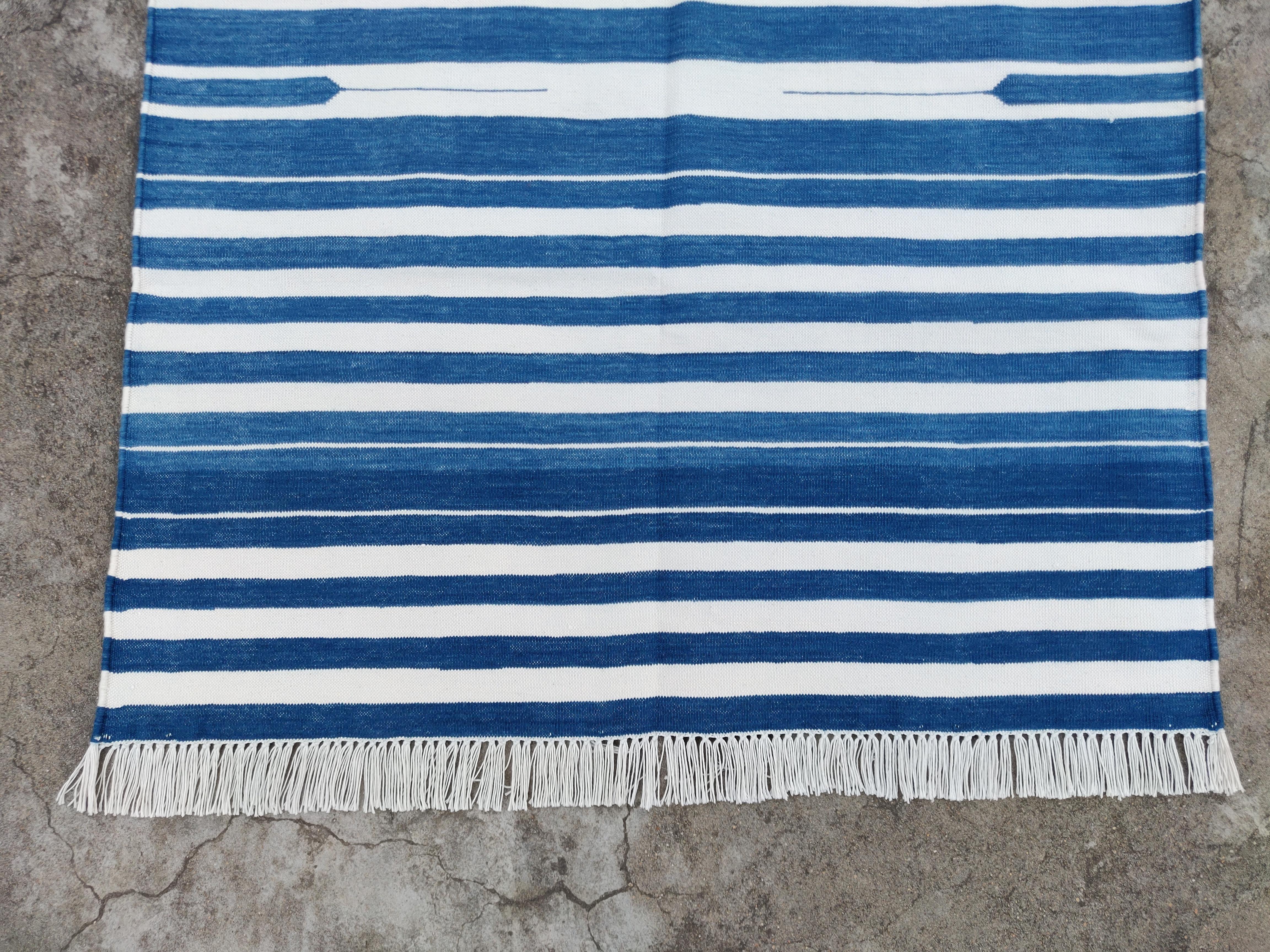 Contemporary Handmade Cotton Area Flat Weave Rug, 3x5 Blue And White Striped Indian Dhurrie For Sale
