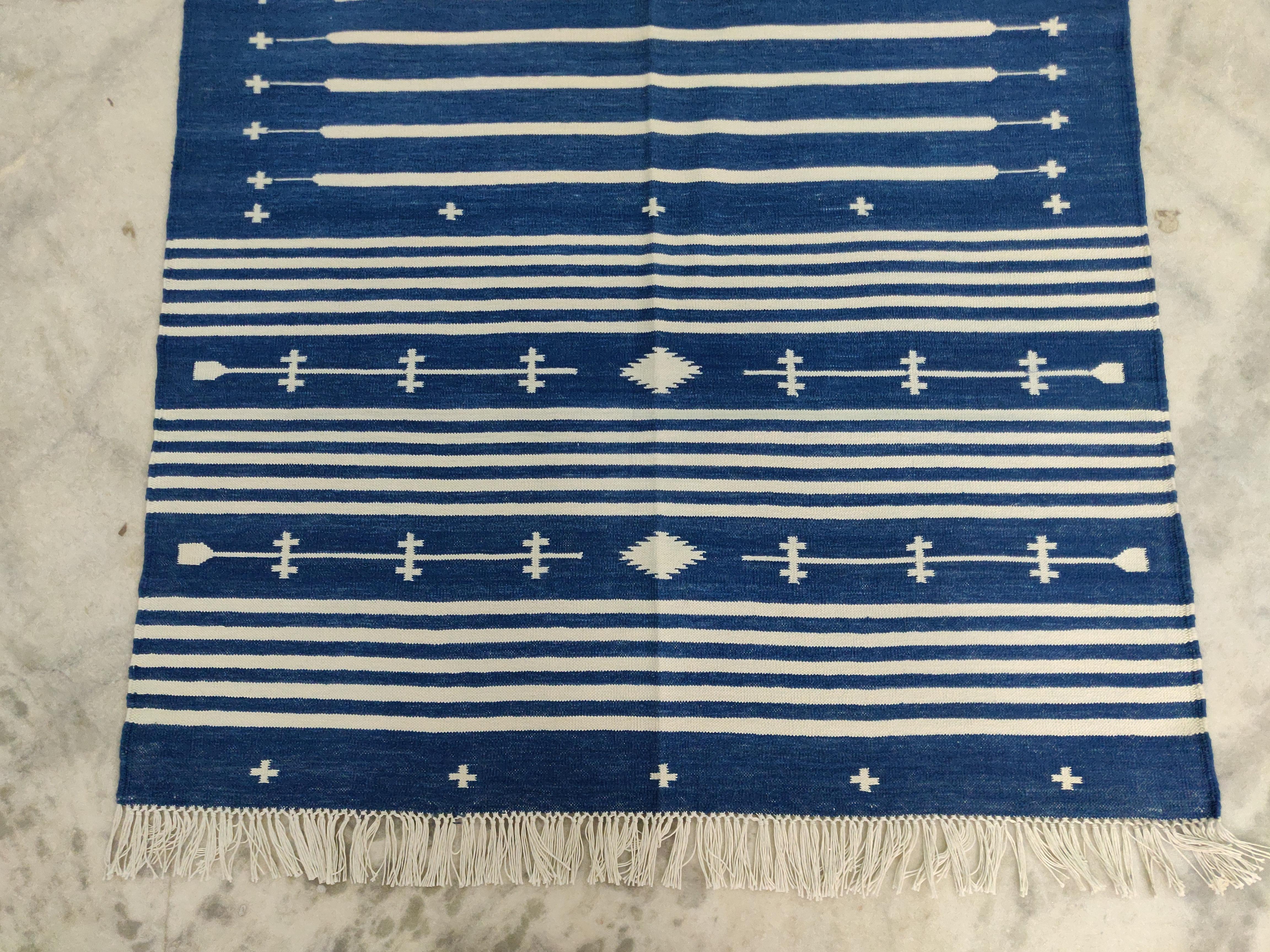 Contemporary Handmade Cotton Area Flat Weave Rug, 3x5 Blue And White Striped Indian Dhurrie For Sale