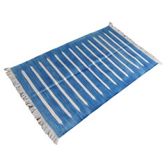 Tapis de sol en coton fait main, 3x5 rayé bleu et blanc Indian Dhurrie