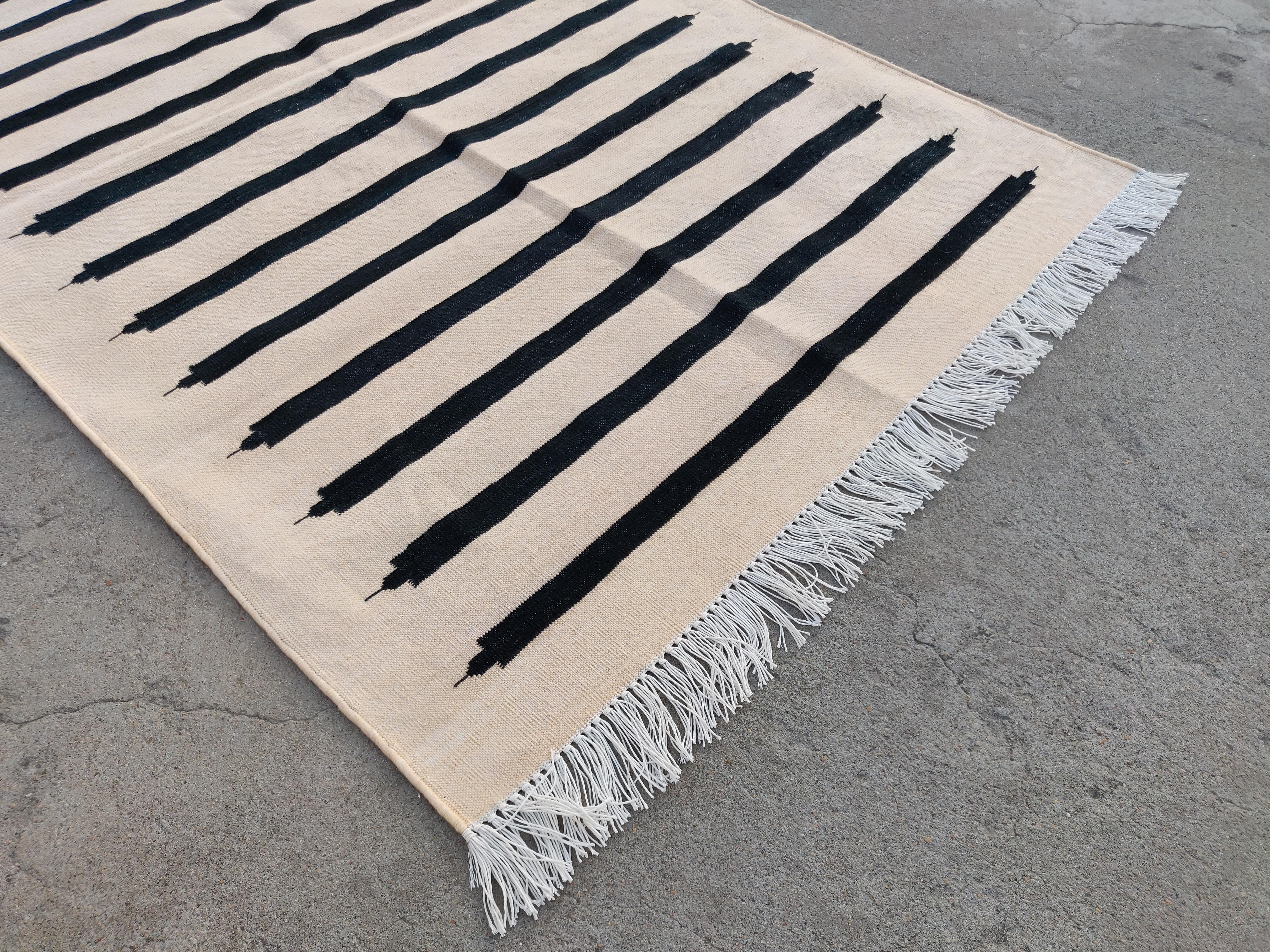 Mid-Century Modern Handmade Cotton Area Flat Weave Rug, 3x5 Cream And Black Striped Indian Dhurrie For Sale