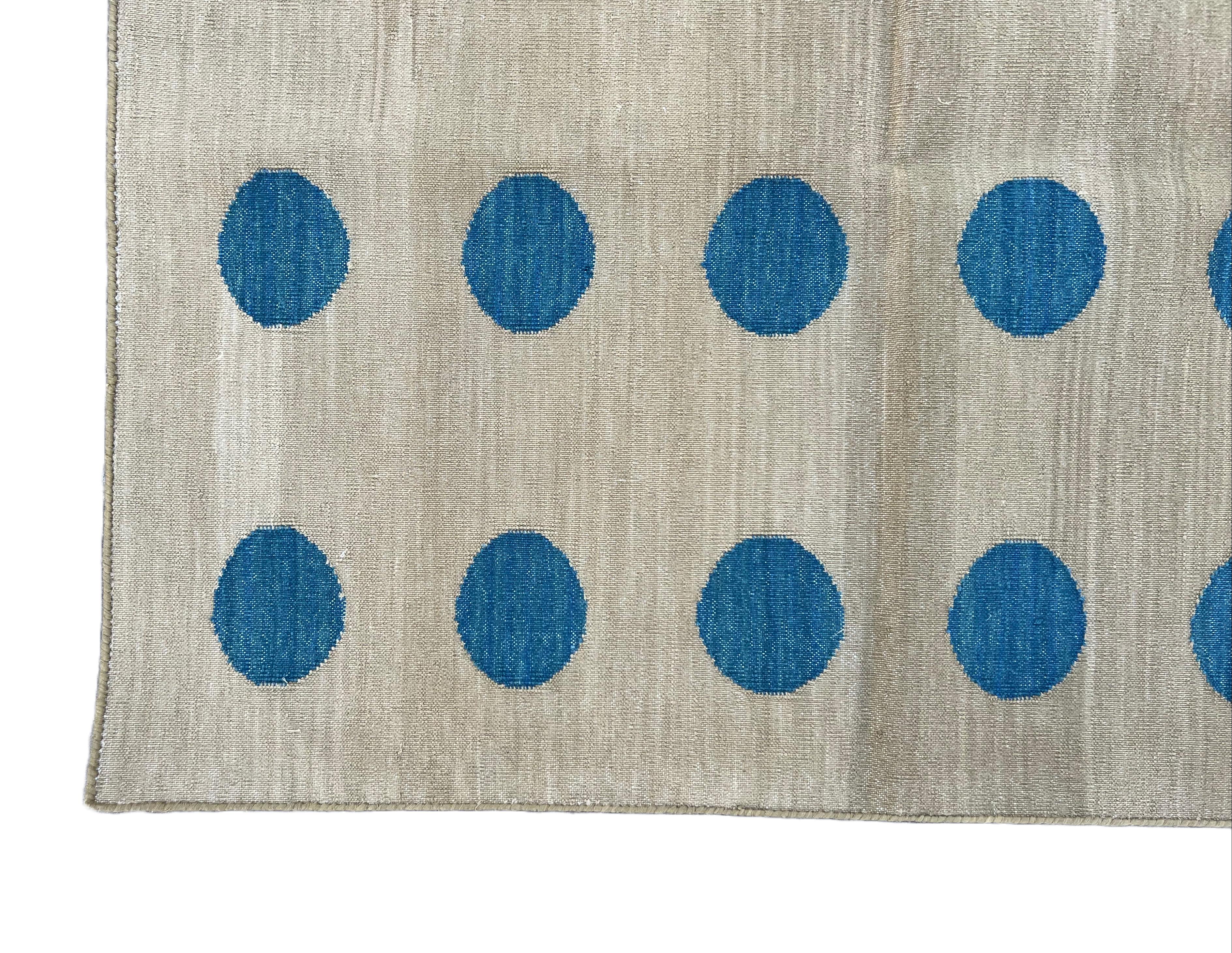 Handmade Cotton Area Flat Weave Rug, 3x5 Green And Blue Ball Indian Dhurrie Rug In New Condition For Sale In Jaipur, IN