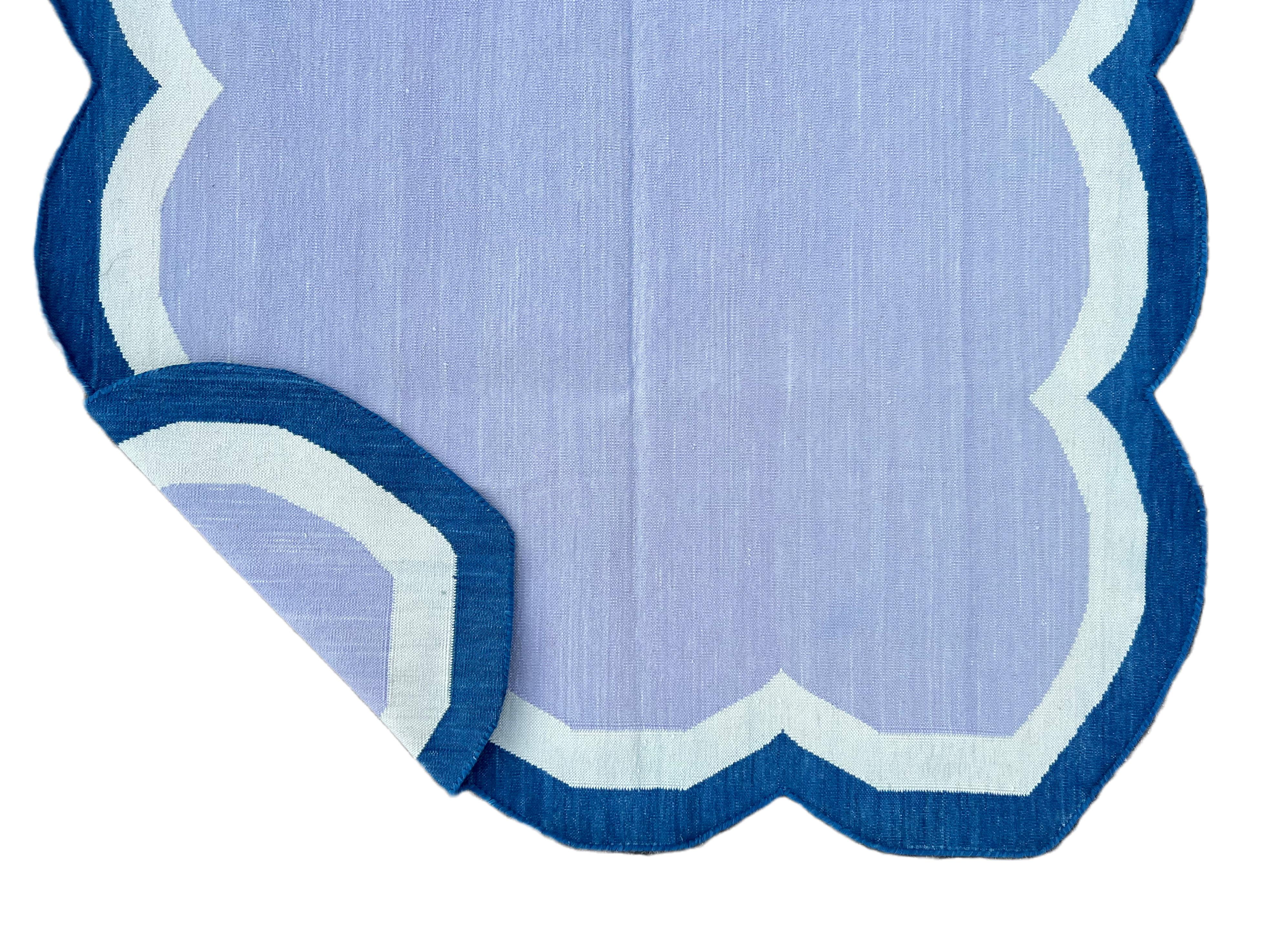 Handgefertigter Flachgewebe-Teppich aus Baumwolle, 3x5 Lavendel und blauer Jakobsmuschel-Kelim Dhurrie im Angebot 1