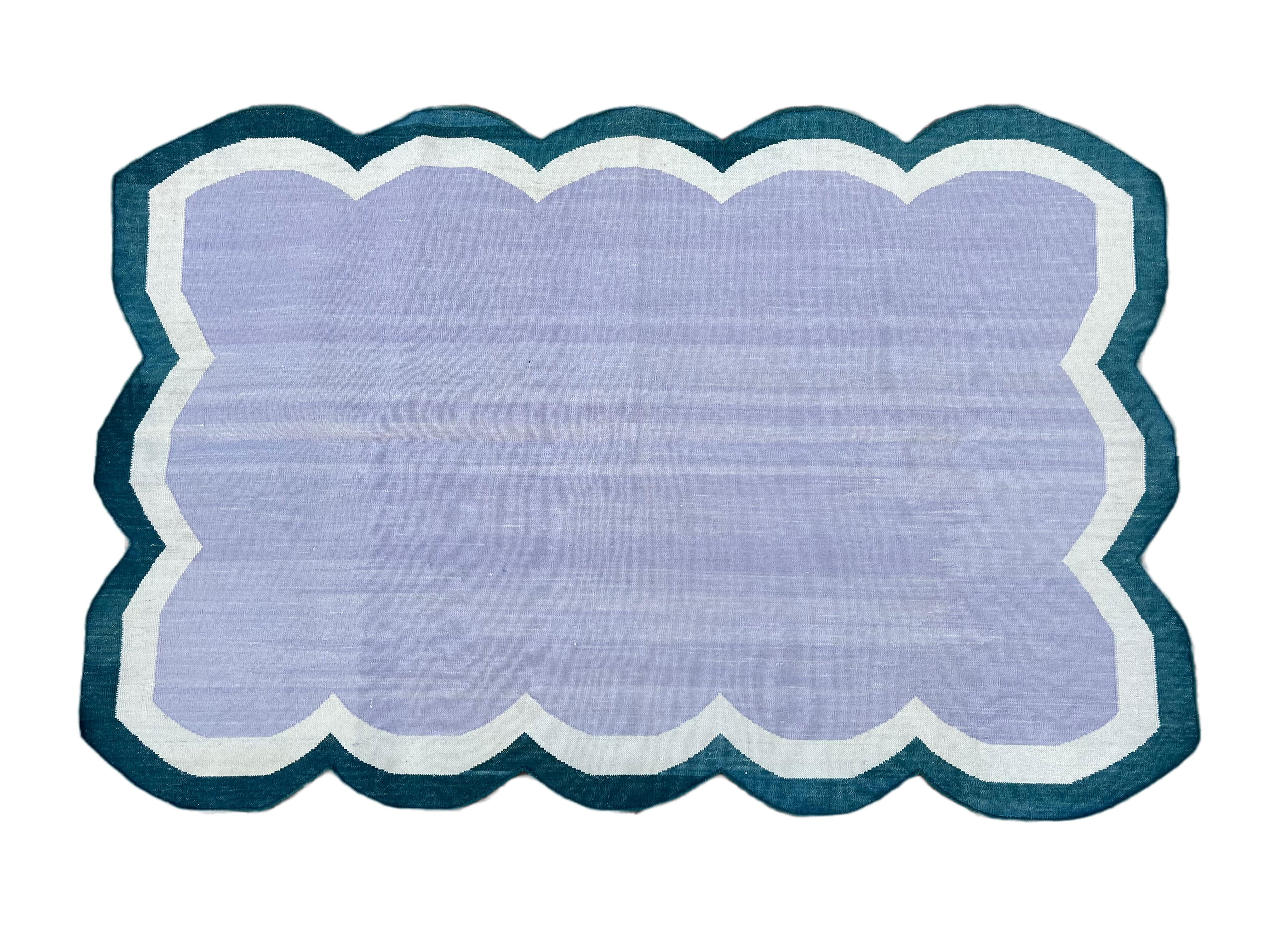 Handmade Cotton Area Flat Weave Rug, 3x5 Lavender And Blue Scallop Kilim Dhurrie For Sale 2