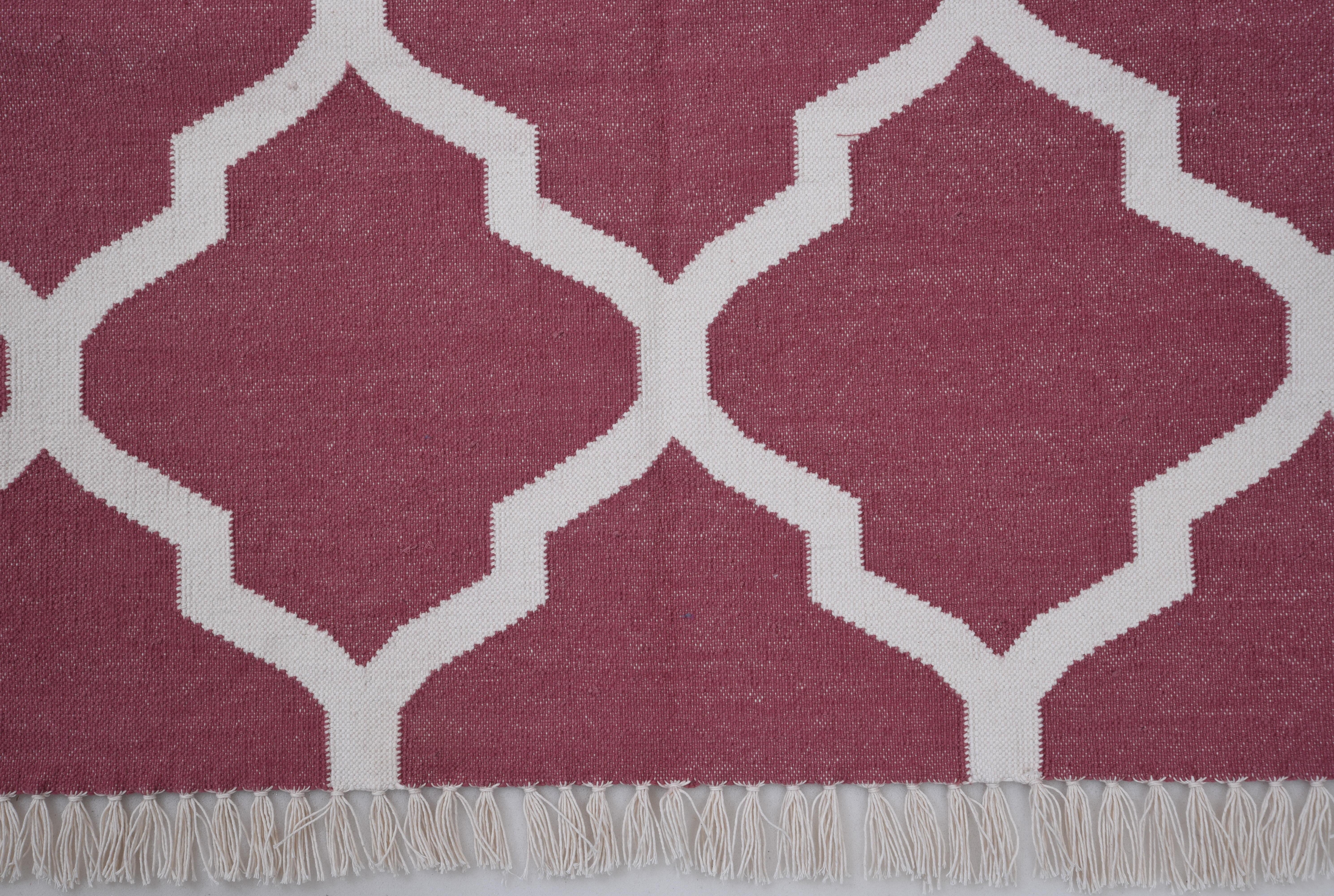 Hand-Woven Handmade Cotton Area Flat Weave Rug, 3x5 Maroon, White Geometric Indian Dhurrie For Sale