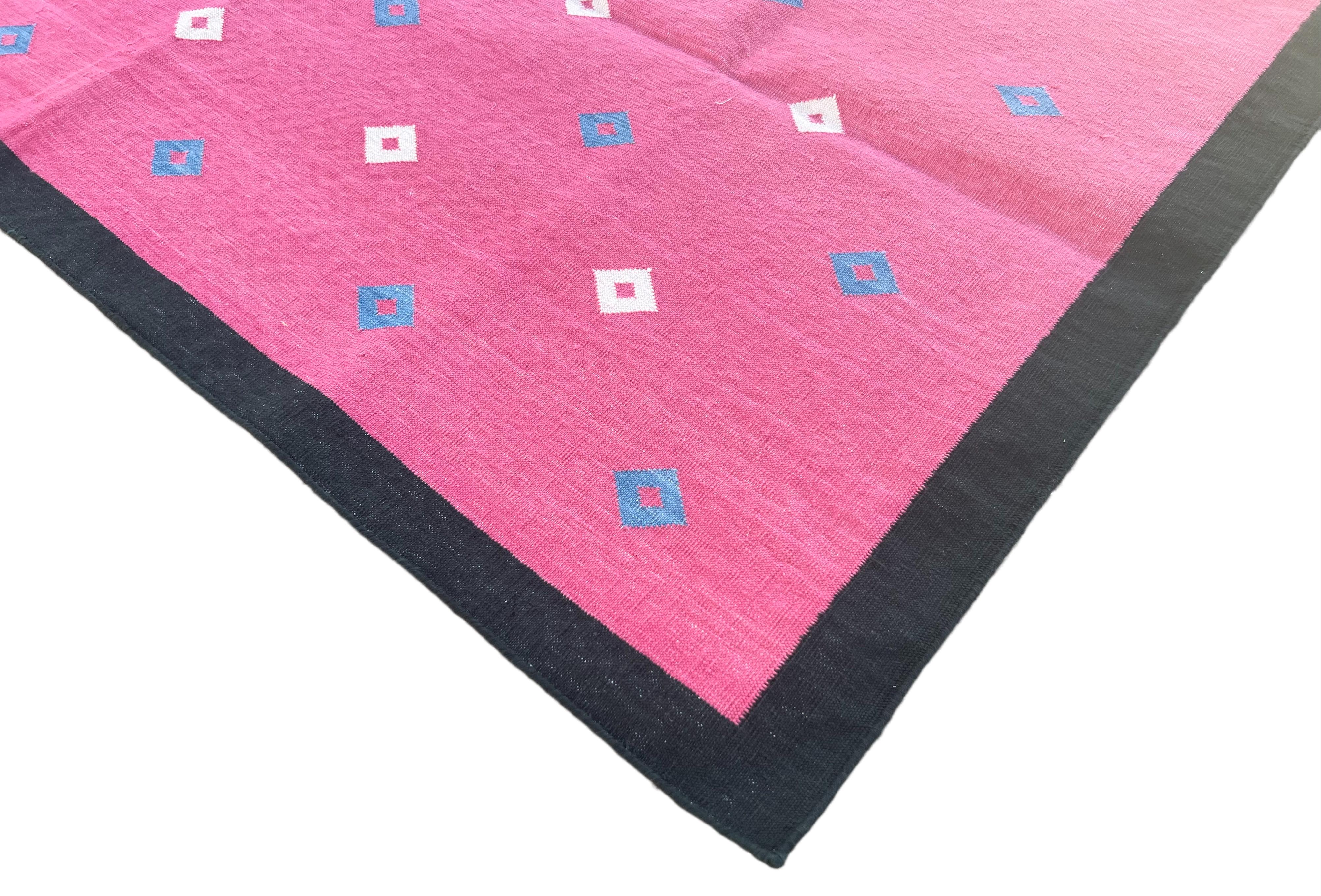 Mid-Century Modern Handmade Cotton Area Flat Weave Rug, 3x5 Pink And Black Diamond Indian Dhurrie For Sale