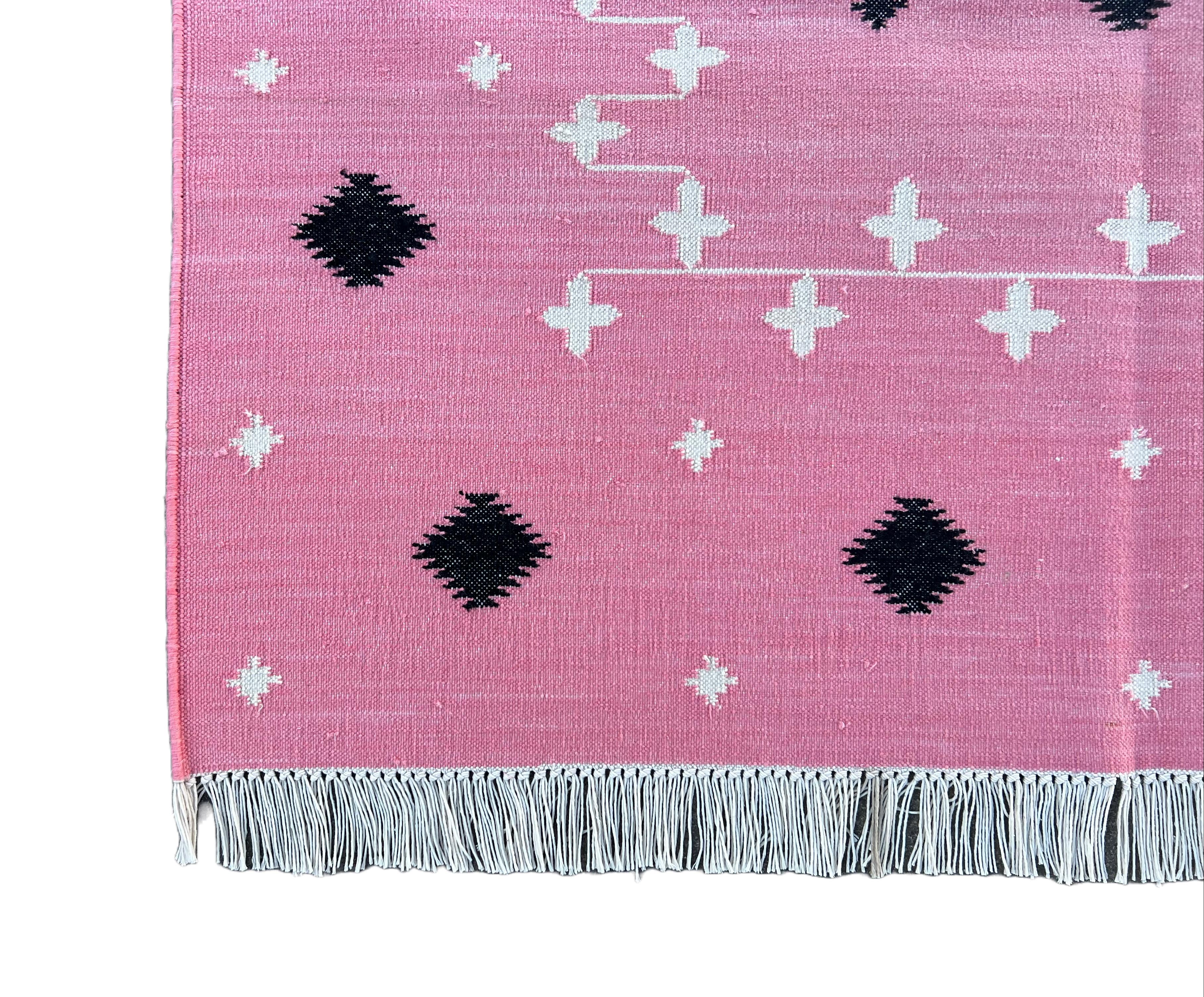 Handmade Cotton Area Flat Weave Rug, 3x5 Pink And Black Shooting Star Indian Rug For Sale 1