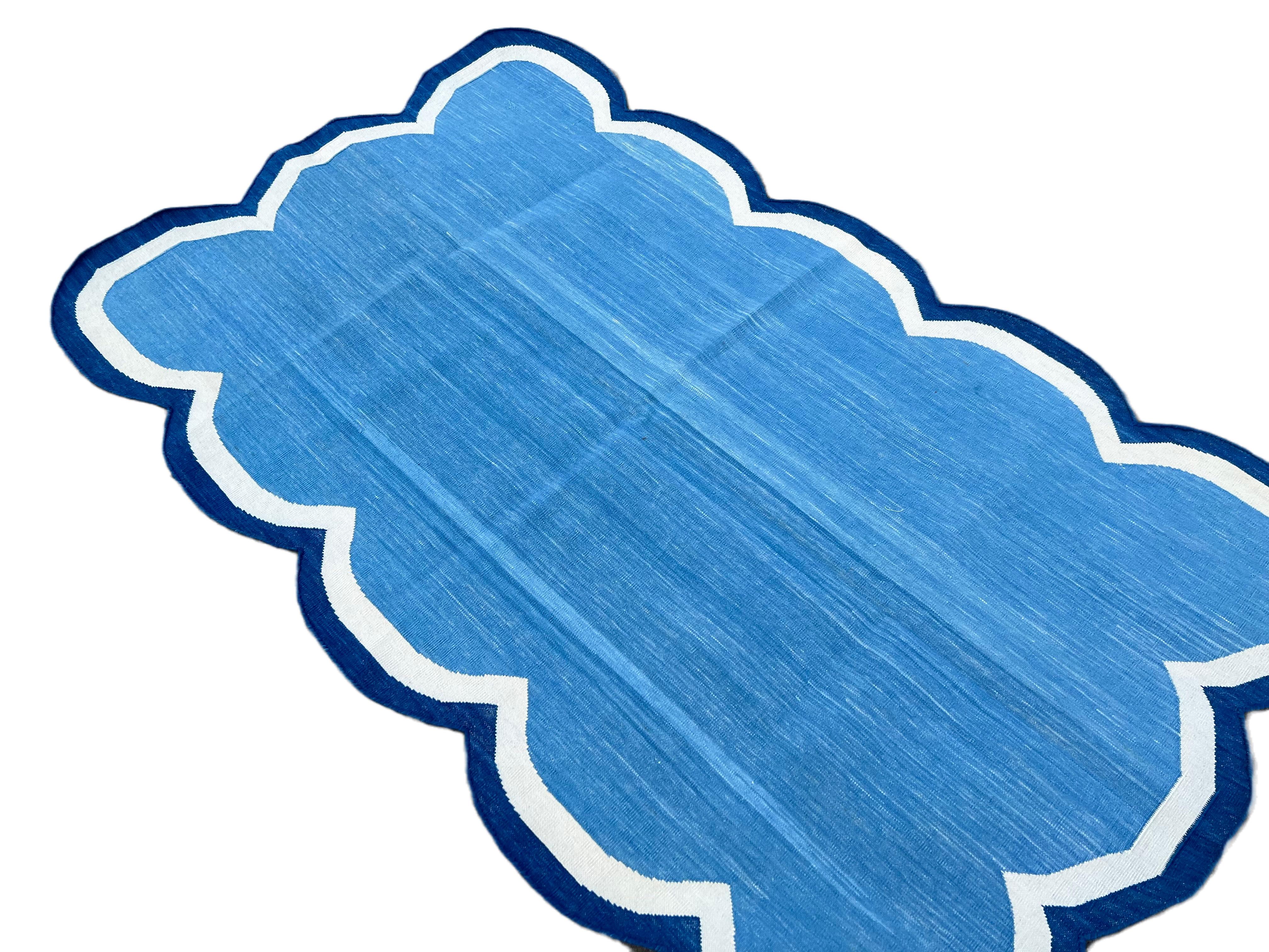 Handmade Cotton Area Flat Weave Rug, 3x5 Sky Blue Scalloped Stripe Kilim Dhurrie For Sale 1