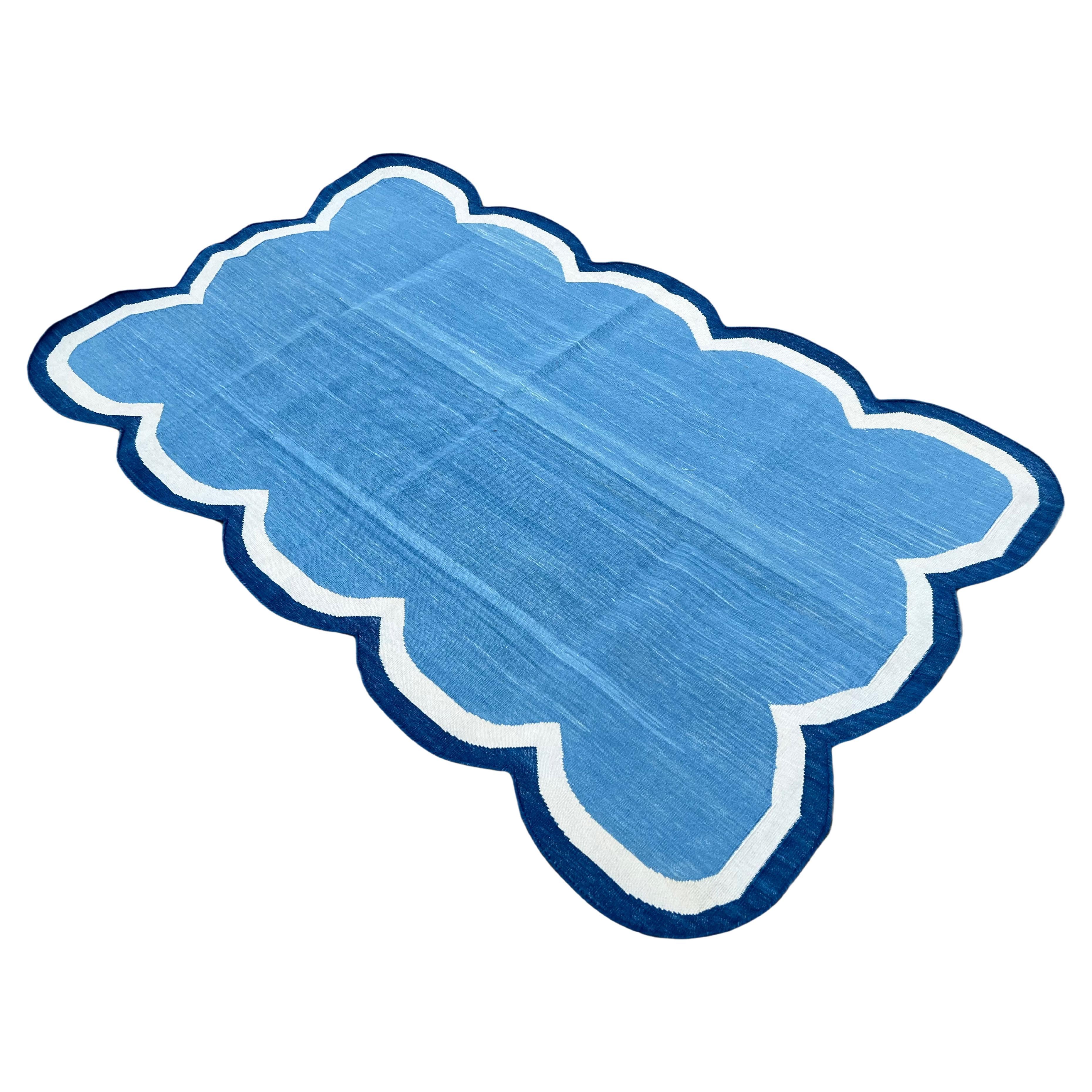 Handgefertigter Flachgewebe-Teppich aus Baumwolle, 3x5 Himmelblau mit Wellenschliffstreifen, Kelim Dhurrie