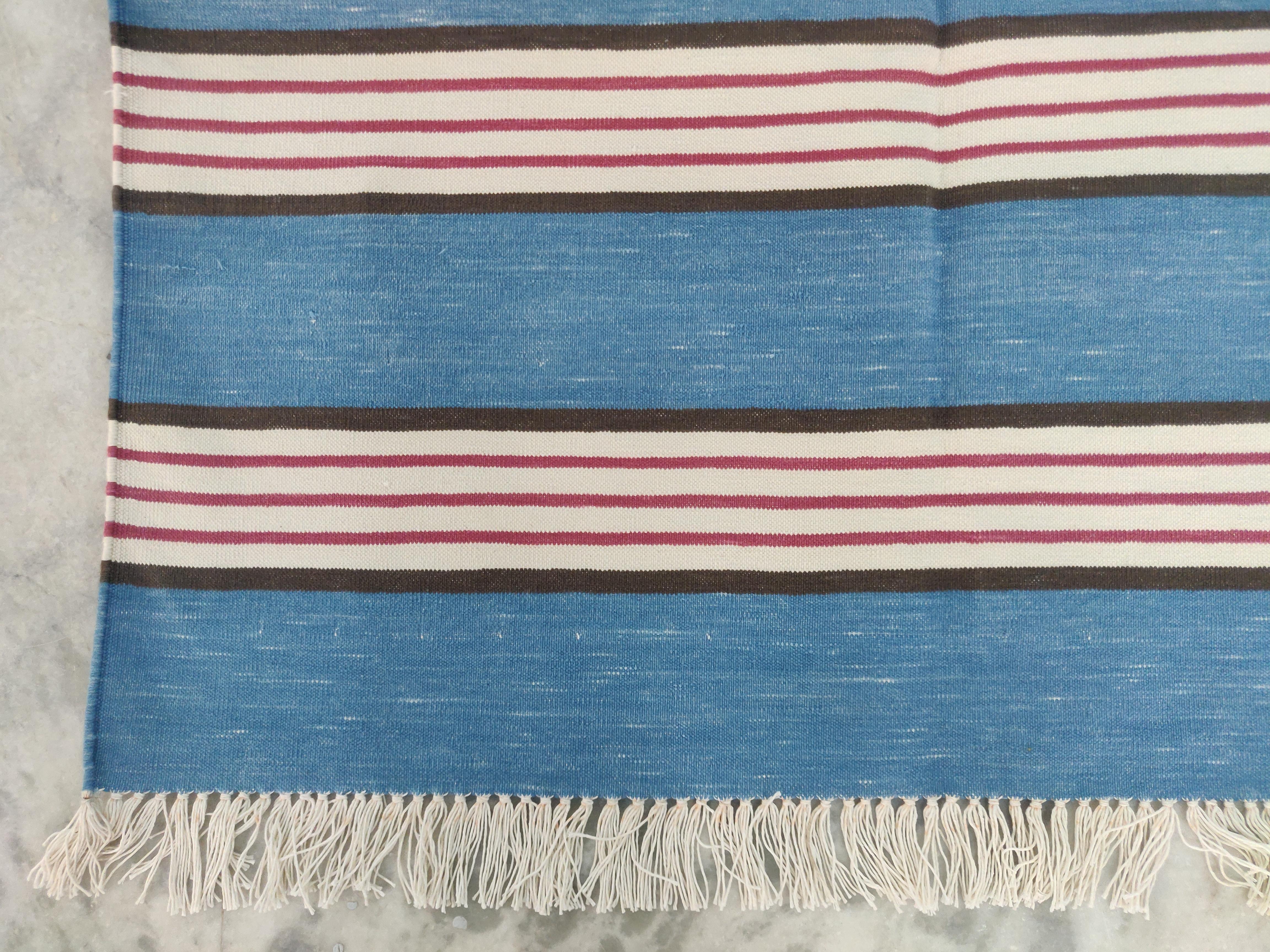 Handmade Cotton Area Flat Weave Rug, 3x6 Blue And Pink Striped Indian Dhurrie In New Condition For Sale In Jaipur, IN