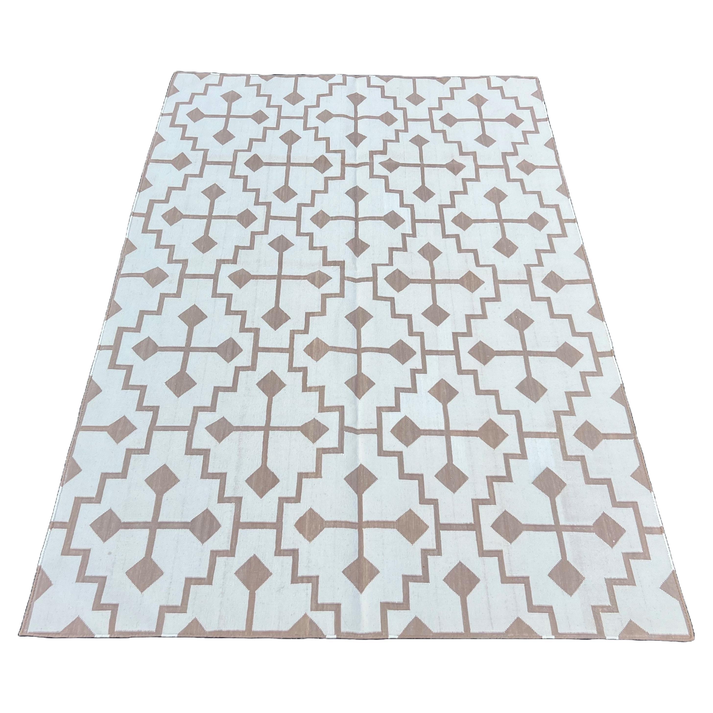 Handmade Cotton Area Flat Weave Rug, 4x6 Beige And Cream Checked Indian Dhurrie