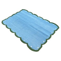 Tappeto a tessitura piatta in cotone fatto a mano, 4x6 Blue and Green Scalloped Indian Dhurrie