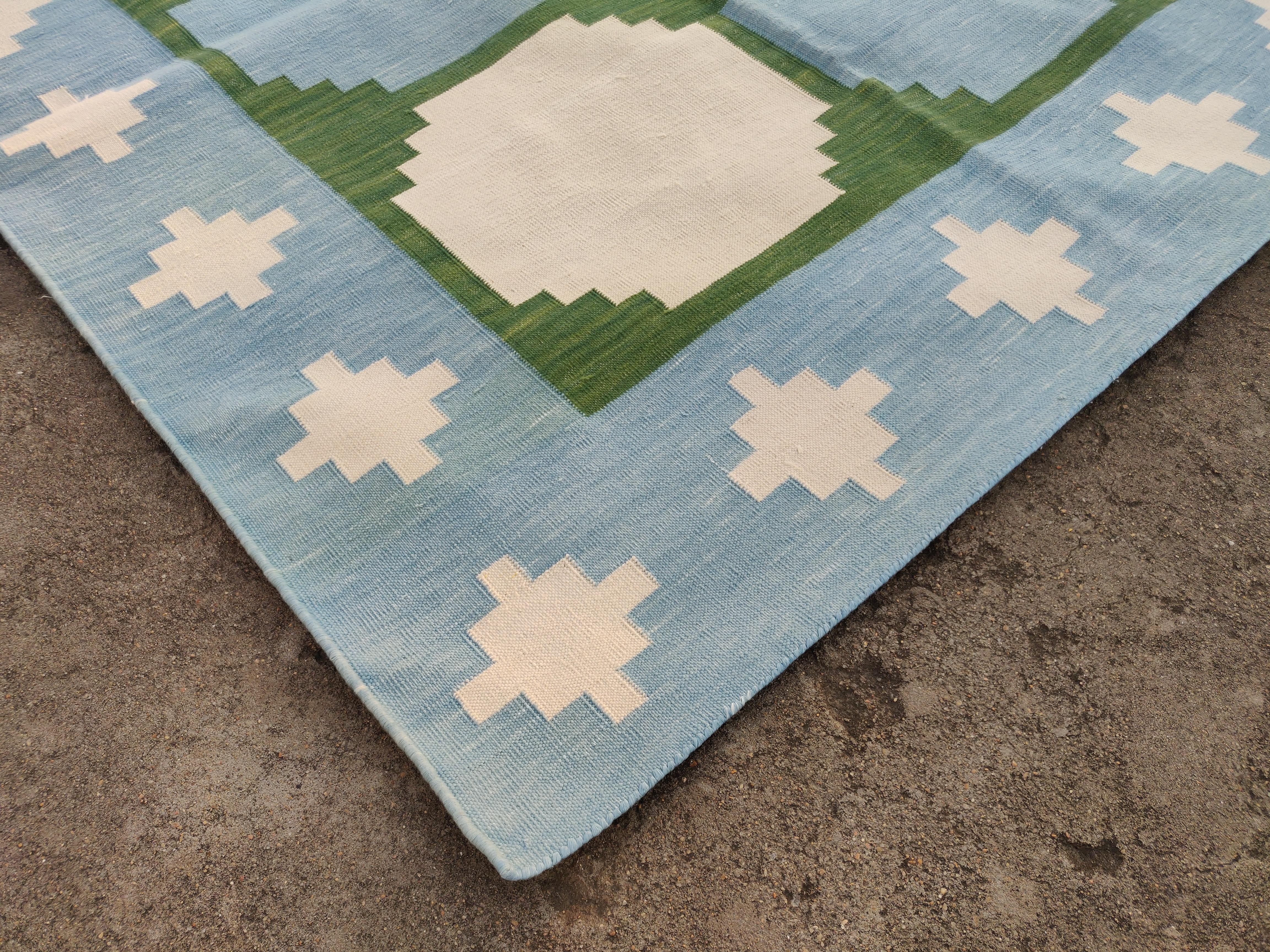 Hand-Woven Handmade Cotton Area Flat Weave Rug, 4x6 Blue And Green Tile Indian Dhurrie Rug For Sale