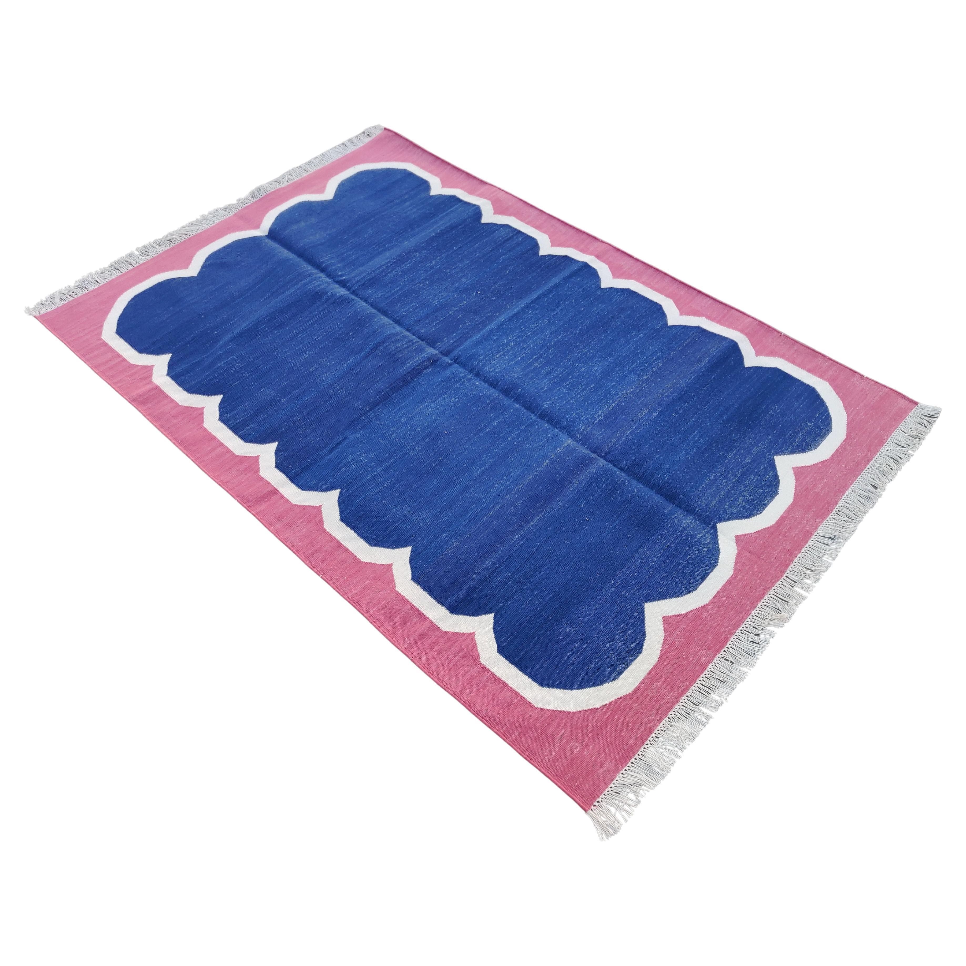 Handmade Cotton Area Flat Weave Rug, 4x6 Blue And Pink Scalloped Indian Dhurrie For Sale