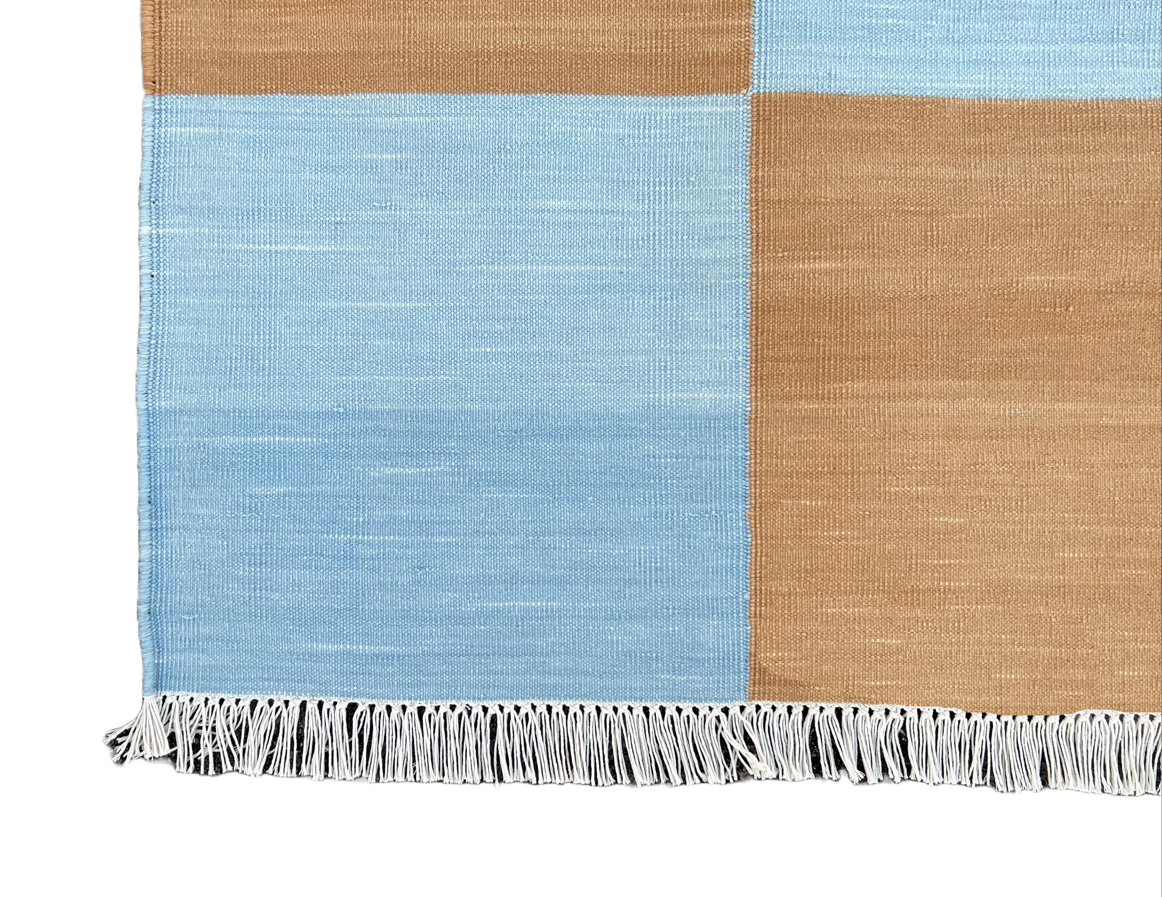 Handmade Cotton Area Flat Weave Rug, 4x6 Blue And Tan Checked Indian Dhurrie Rug For Sale 2