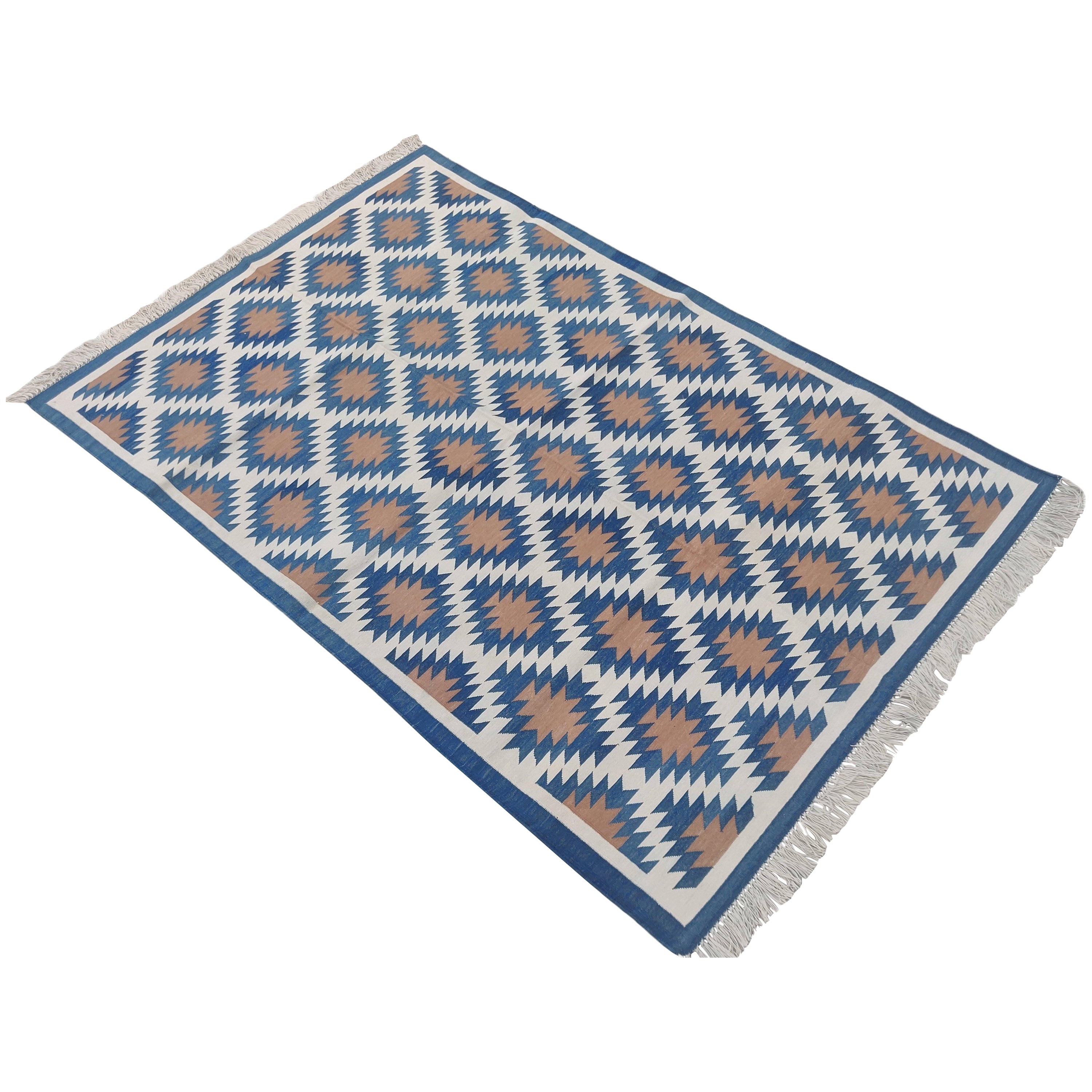 Tapis Dhurrie indien à tissage plat fait à la main, 4 x 6, bleu et blanc