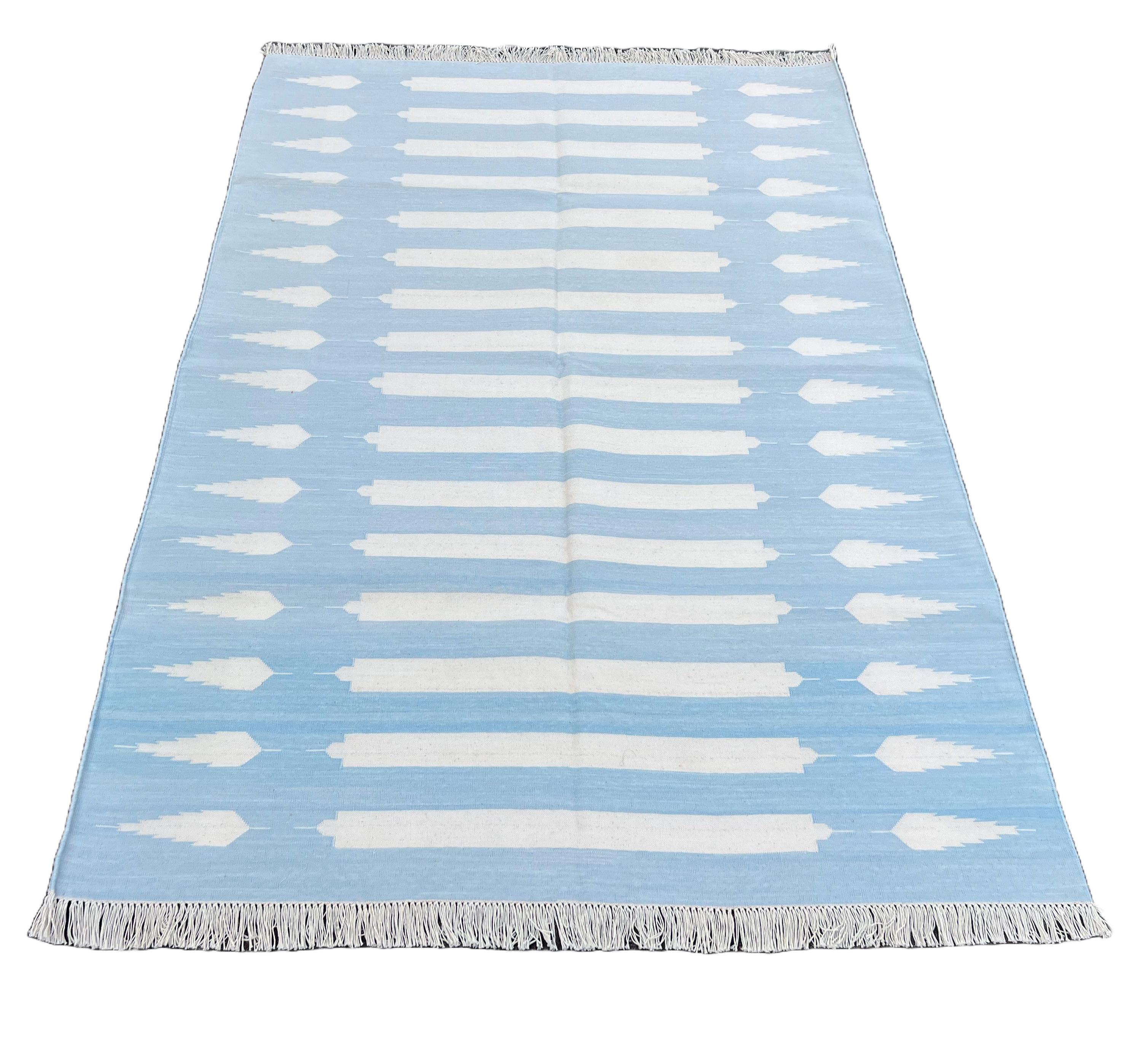 Contemporary Handmade Cotton Area Flat Weave Rug, 4x6 Blue And White Striped Indian Dhurrie For Sale