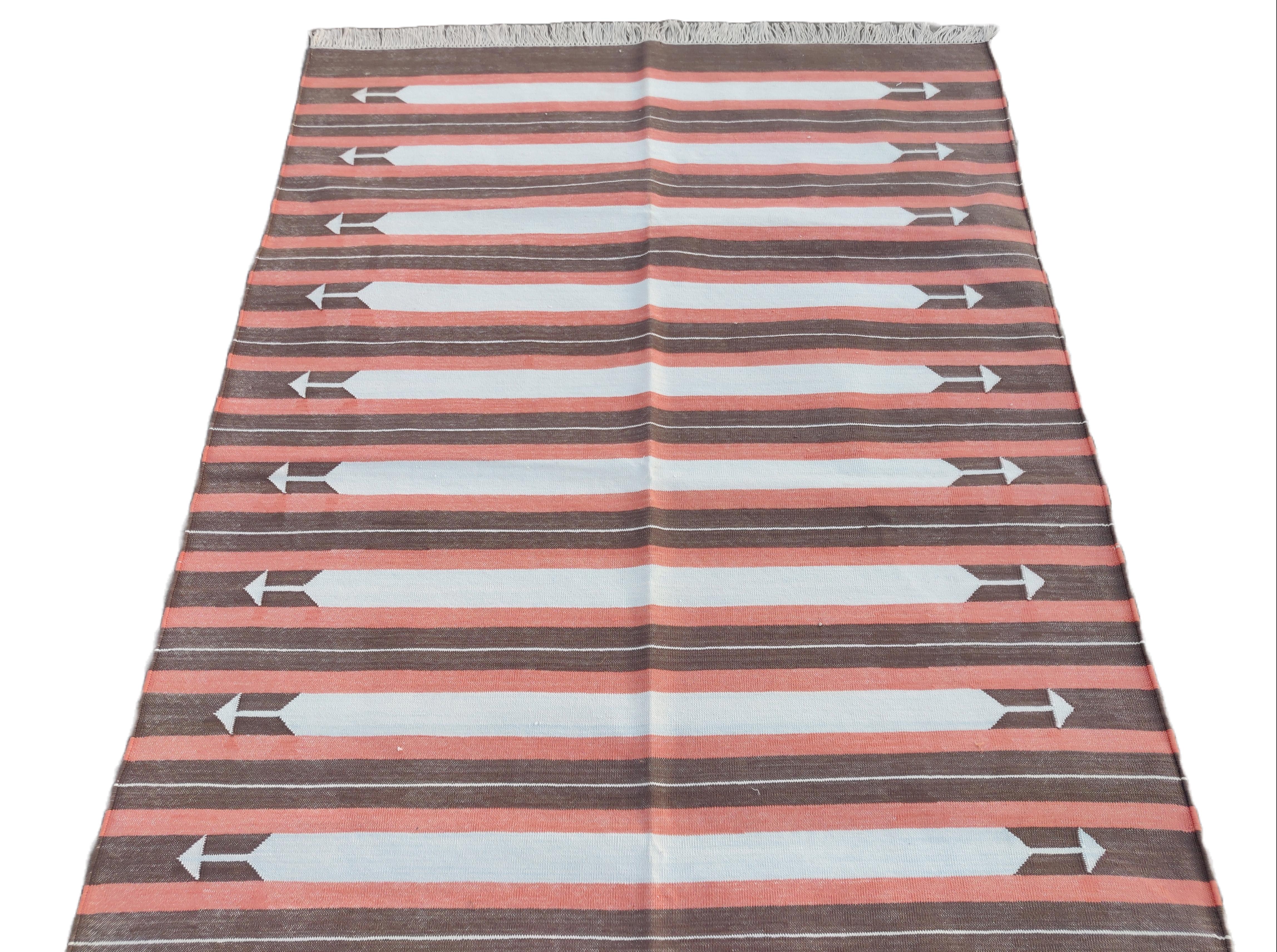 Contemporary Handmade Cotton Area Flat Weave Rug, 4x6 Brown And Coral Striped Indian Dhurrie For Sale
