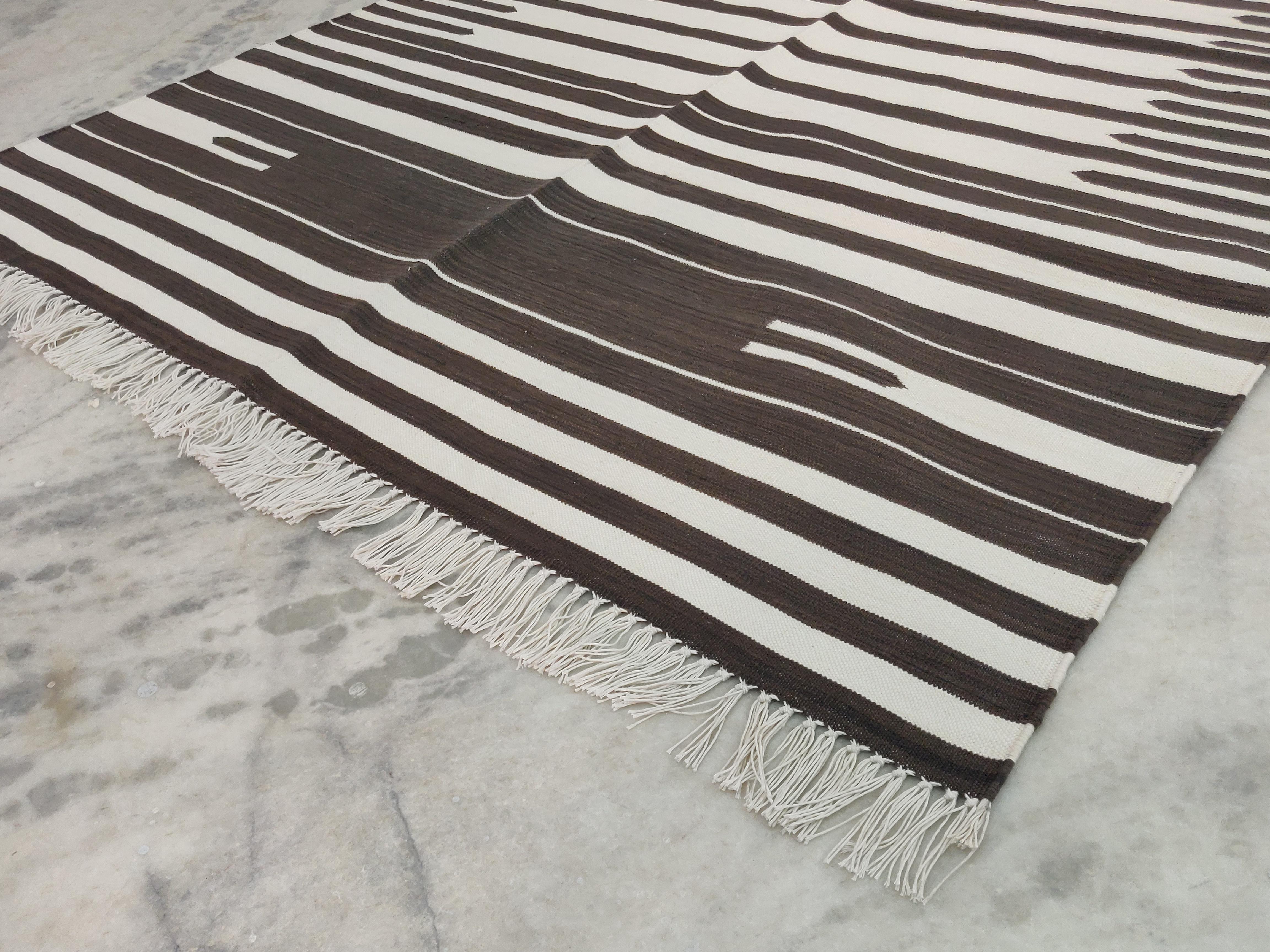 Mid-Century Modern Handmade Cotton Area Flat Weave Rug, 4x6 Brown And White Striped Indian Dhurrie For Sale