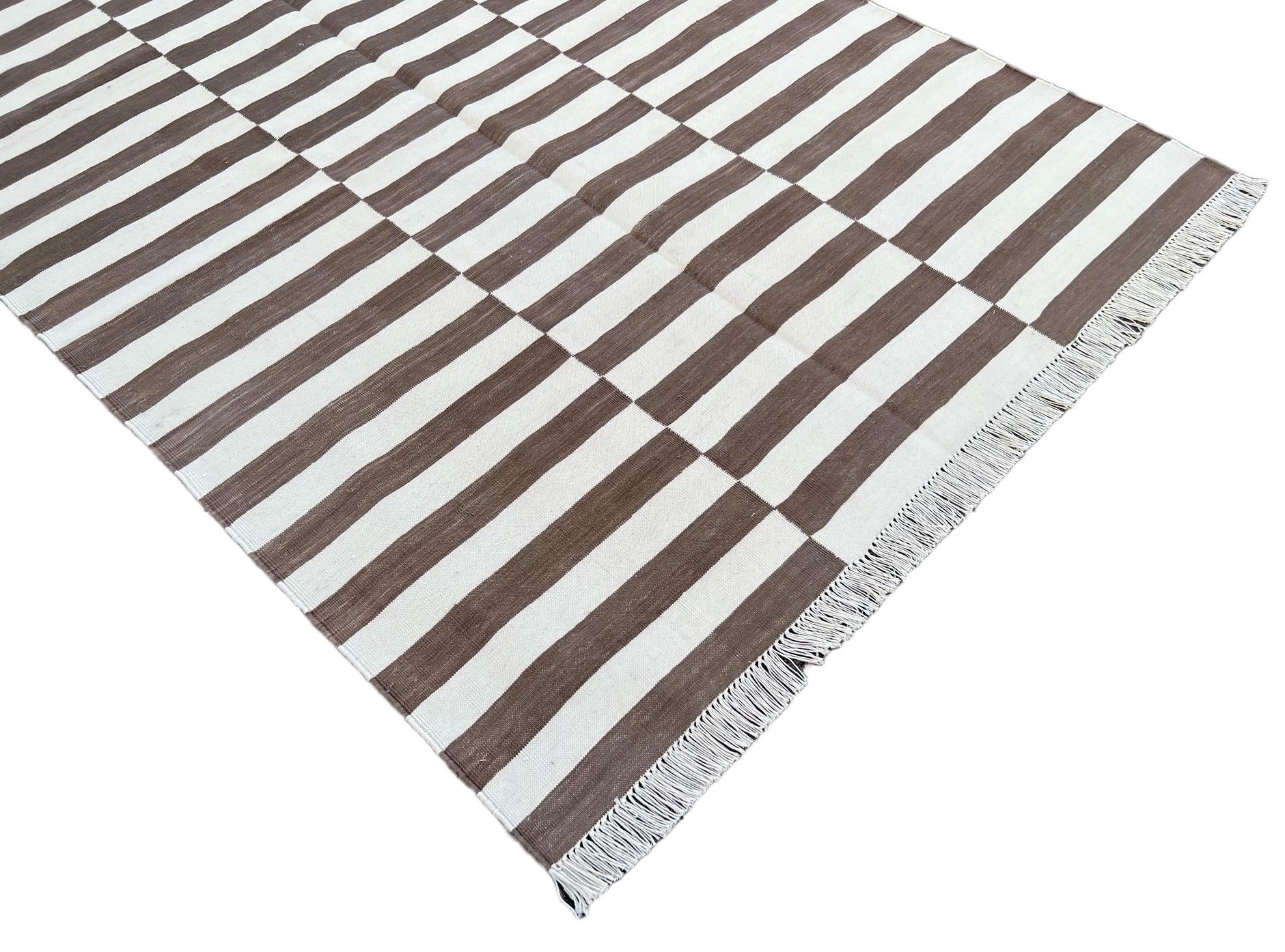 Contemporary Handmade Cotton Area Flat Weave Rug, 4x6 Brown And White Striped Indian Dhurrie For Sale