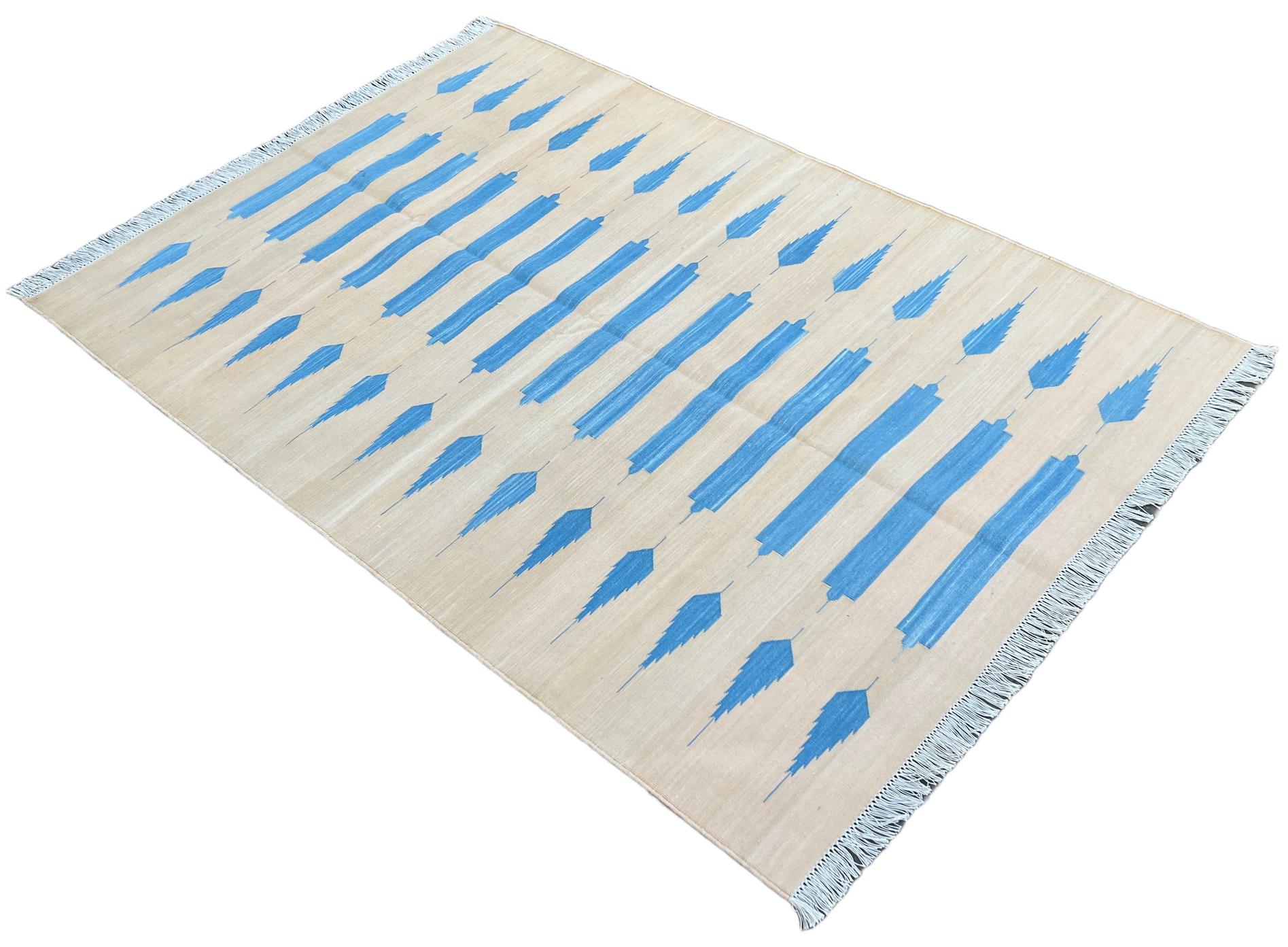 Handmade Cotton Area Flat Weave Rug, 4x6 Cream And Blue Striped Indian Dhurrie For Sale 5