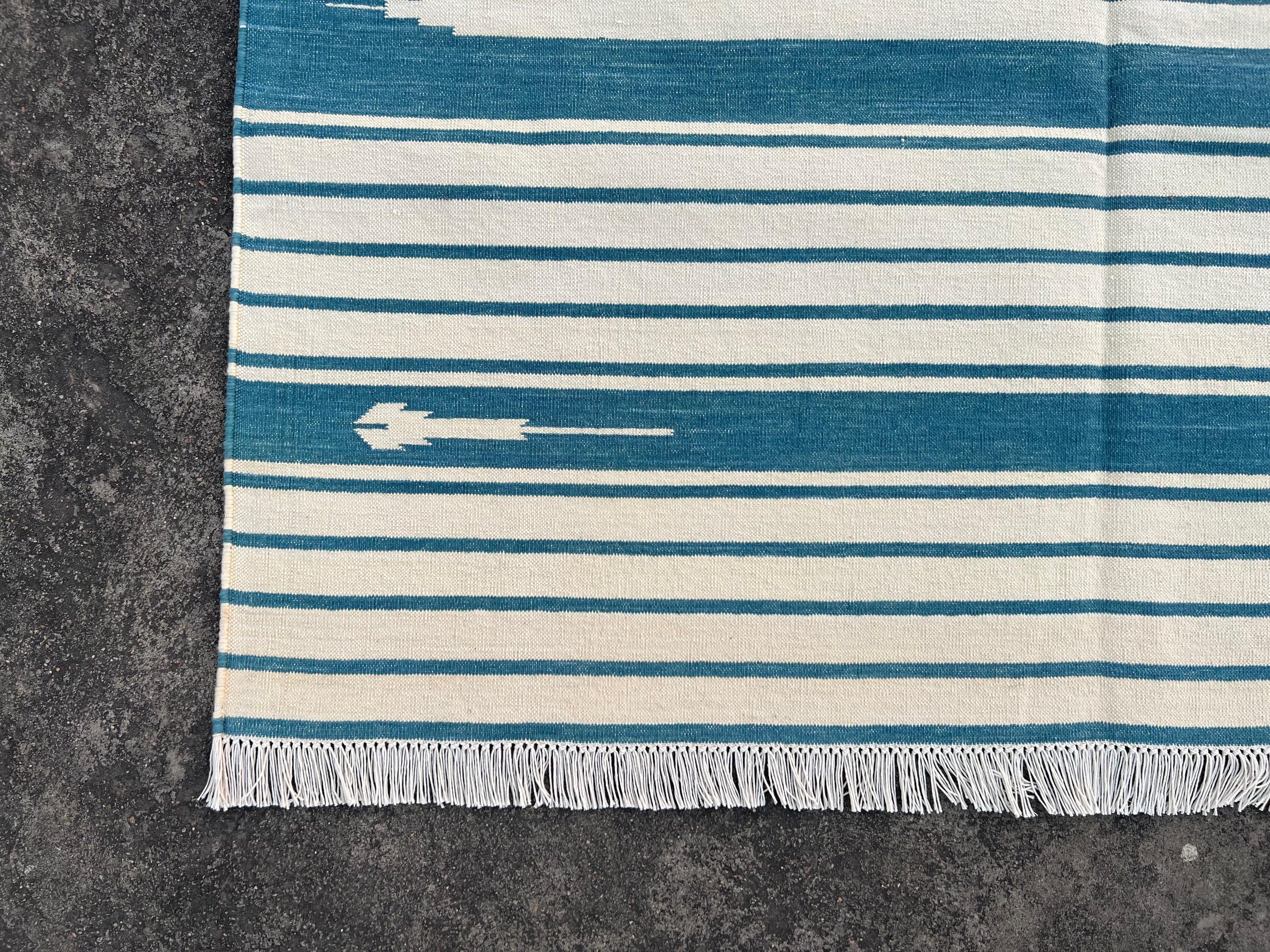 Contemporary Handmade Cotton Area Flat Weave Rug, 4x6 Cream And Blue Striped Indian Dhurrie For Sale