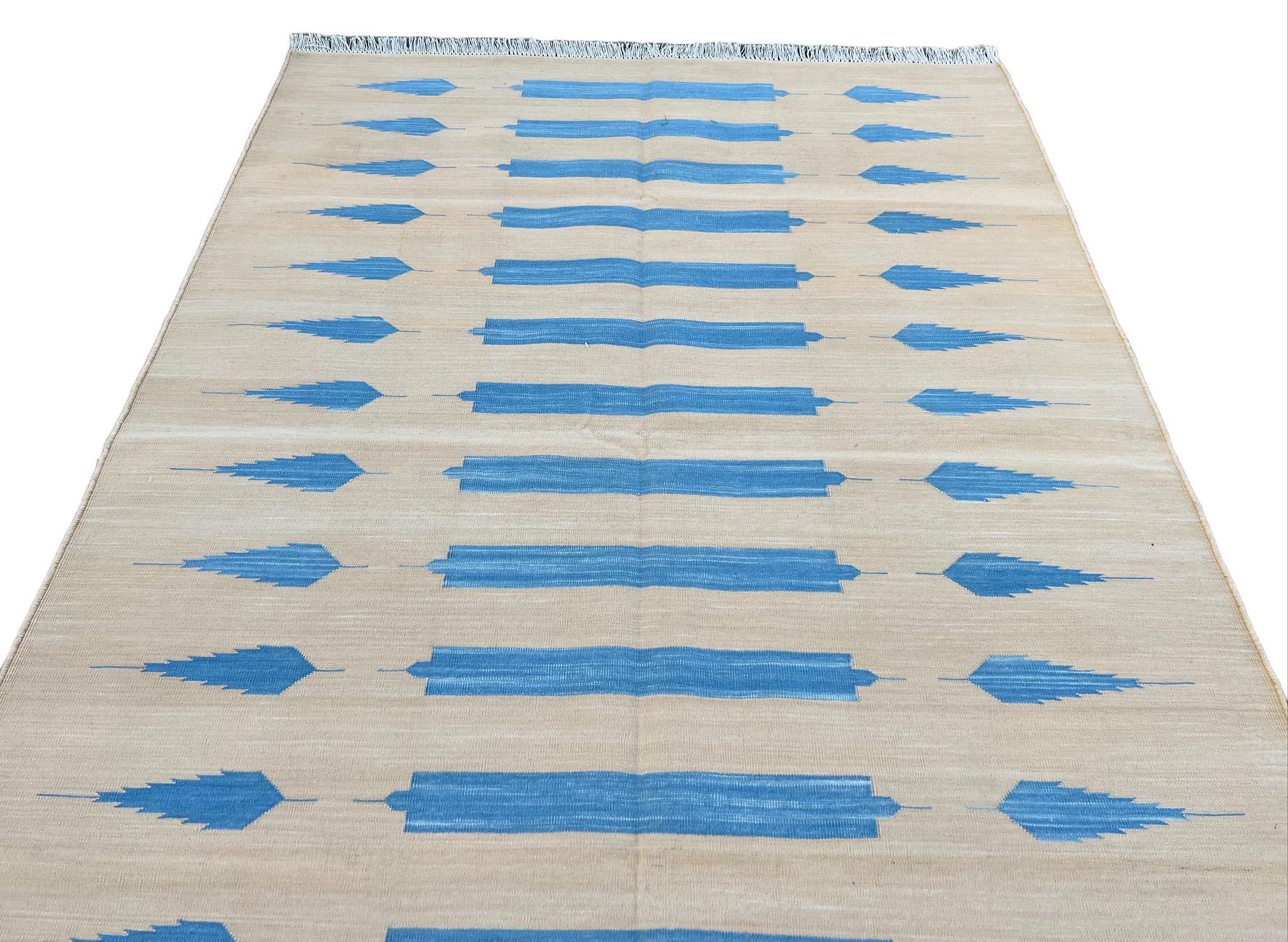 Handmade Cotton Area Flat Weave Rug, 4x6 Cream And Blue Striped Indian Dhurrie For Sale 2