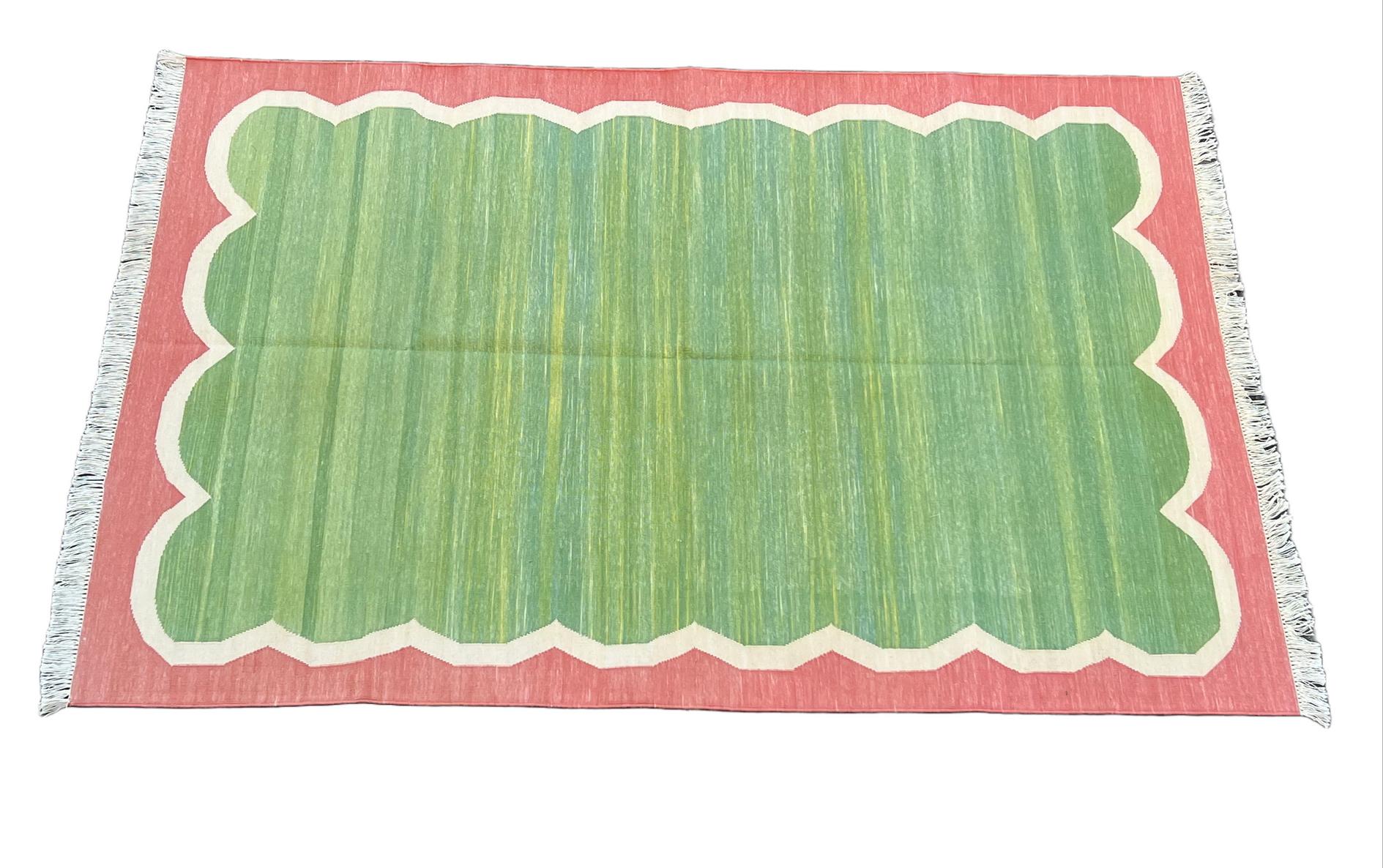 Handmade Cotton Area Flat Weave Rug, 4x6 Green And Coral Scallop Indian Dhurrie 4