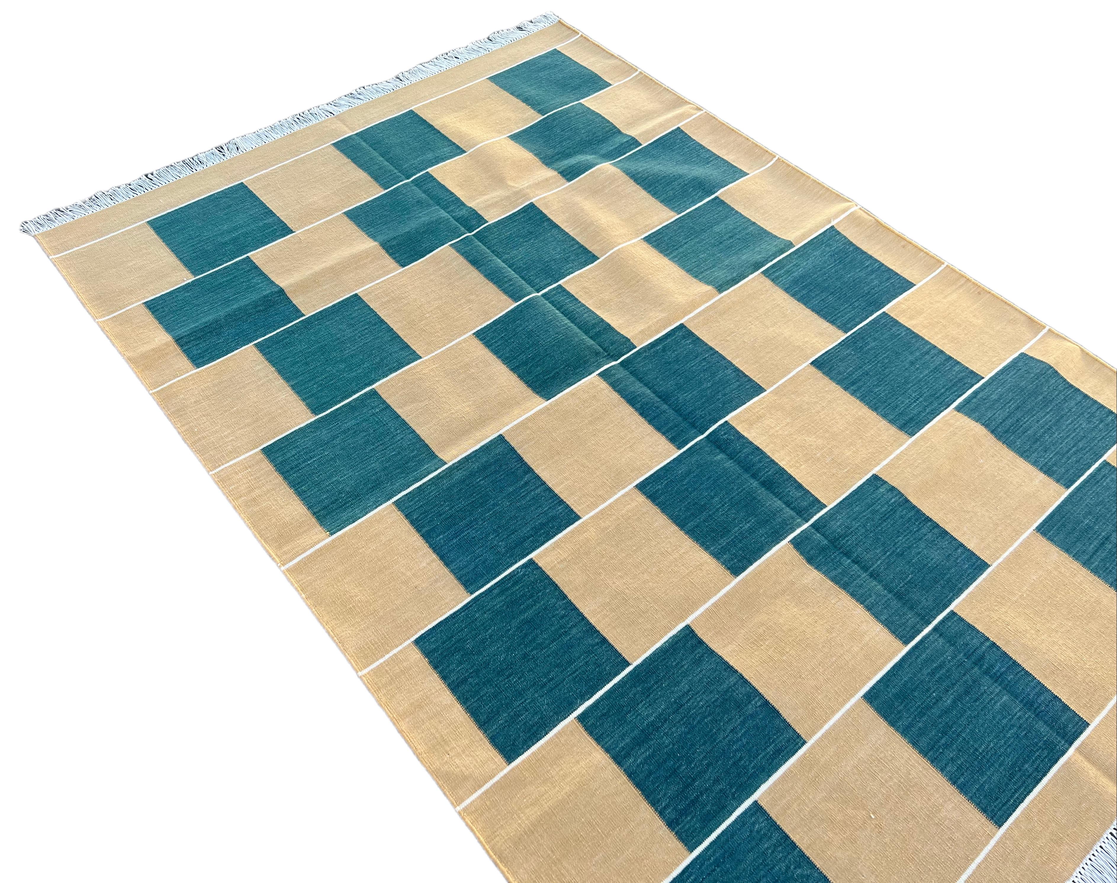 Handgefertigter Flachgewebe-Teppich aus Baumwolle, 4x6 Grüner und gelber karierter indischer Dhurrie (Indisch) im Angebot