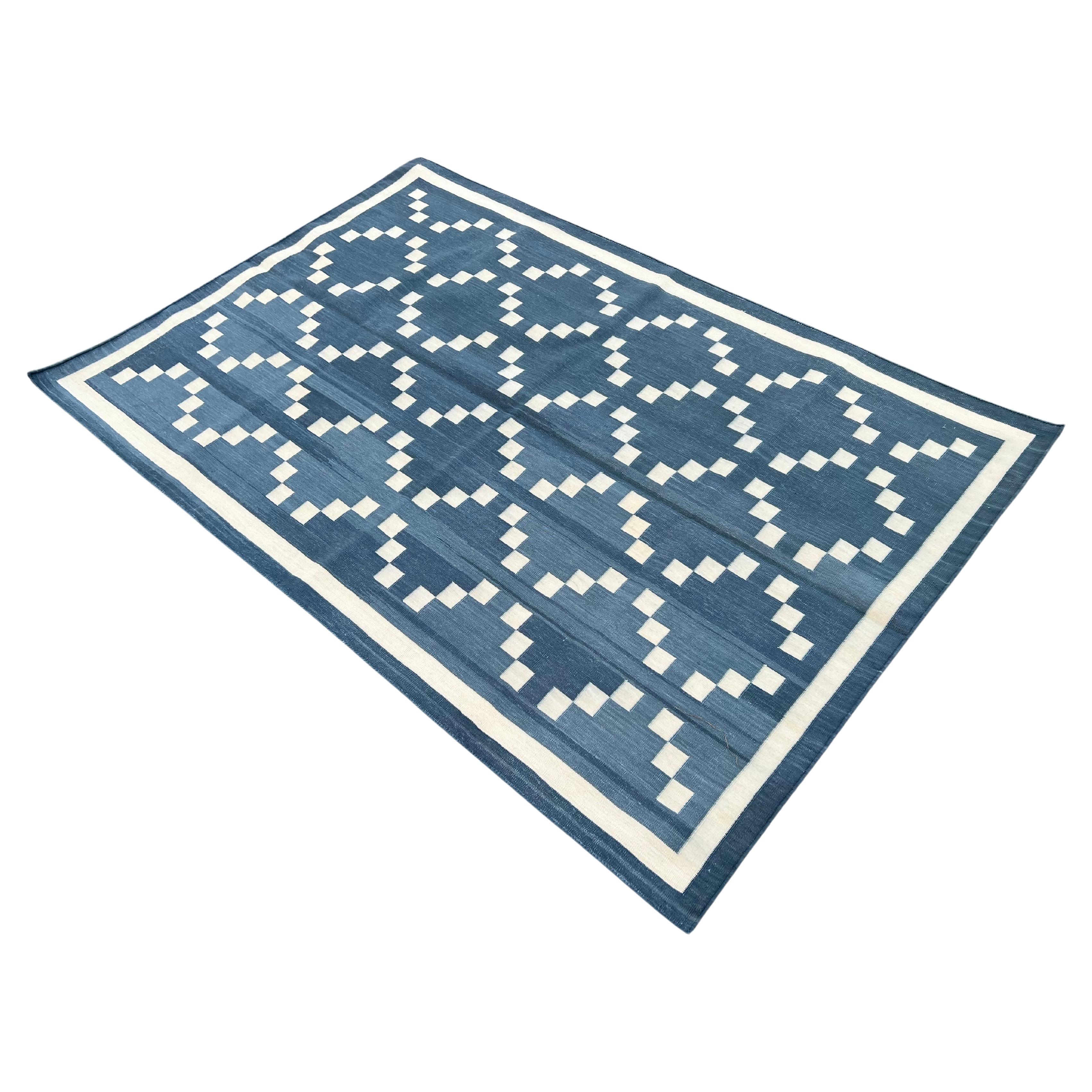 Tappeto a tessitura piatta in cotone fatto a mano, 4x6 Grigio e crema Diamante indiano Dhurrie