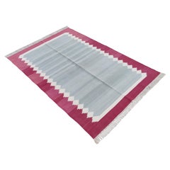 Tappeto a tessitura piatta in cotone fatto a mano, 4x6 a righe grigie e rosa, indiano Dhurrie