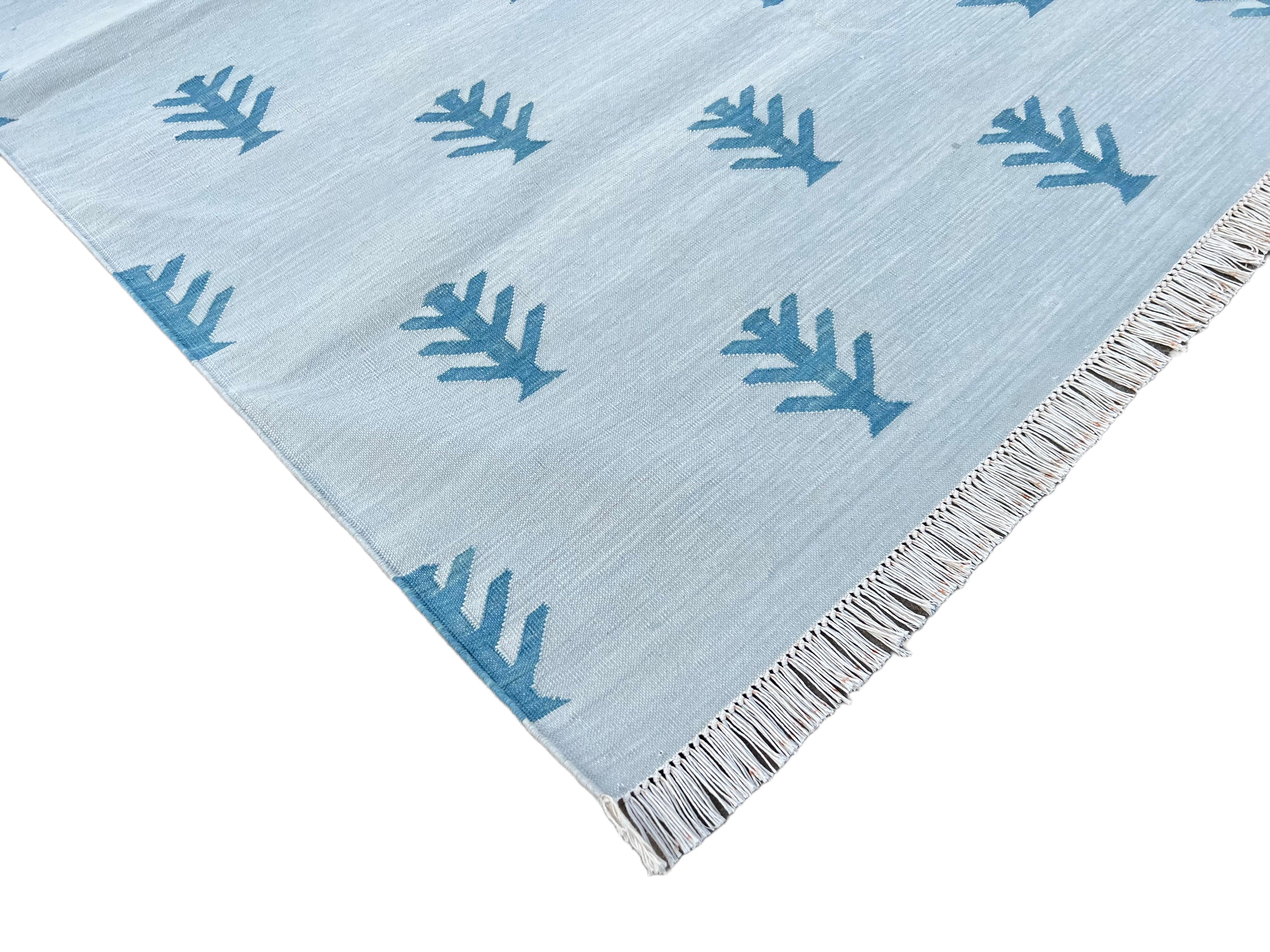 Mid-Century Modern Handmade Cotton Area Flat Weave Rug, 4x6 Grey, Blue Tree Pattern Indian Dhurrie For Sale