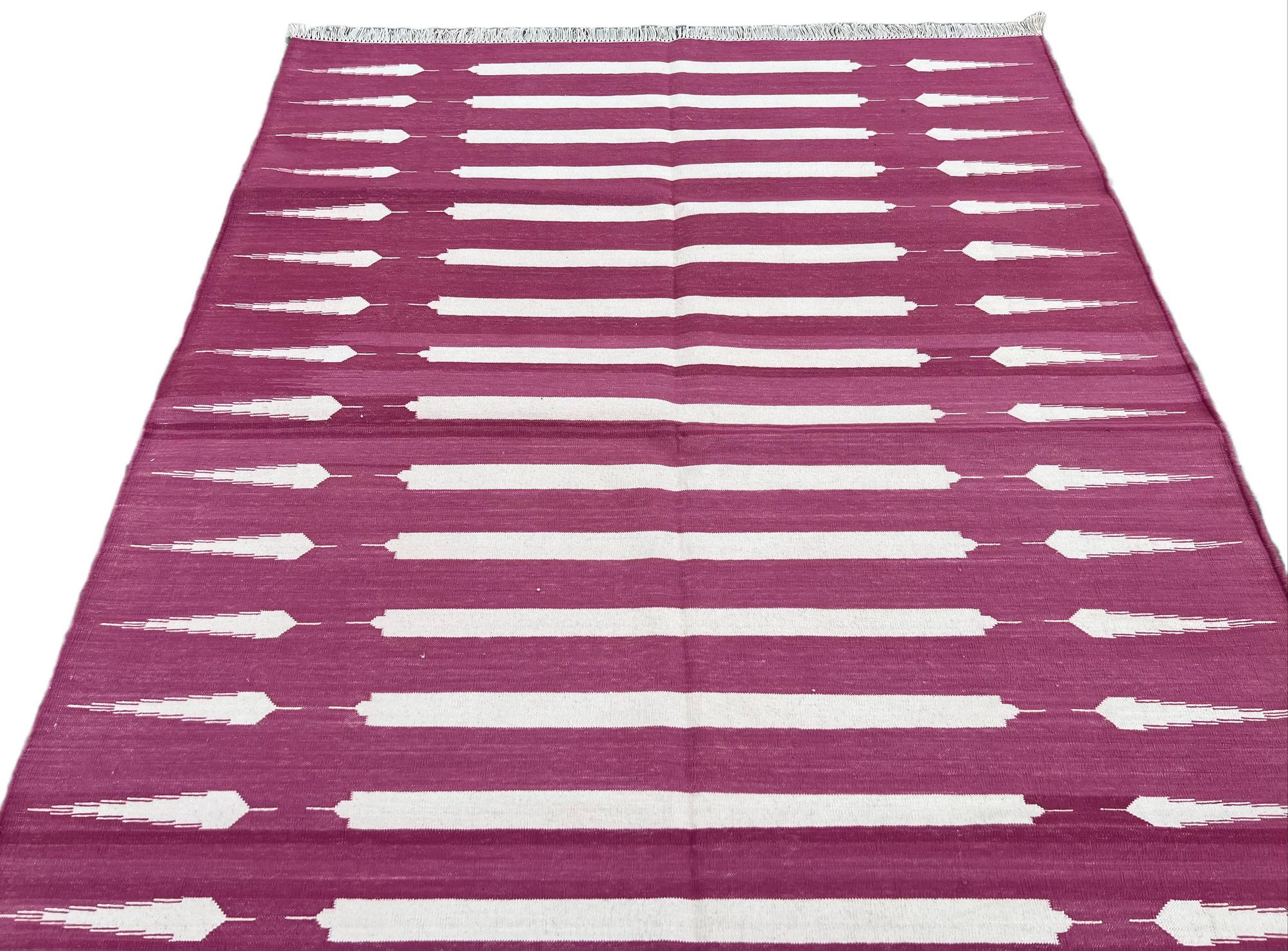Handmade Cotton Area Flat Weave Rug, 4x6 Pink And White Striped Indian Dhurrie For Sale 1