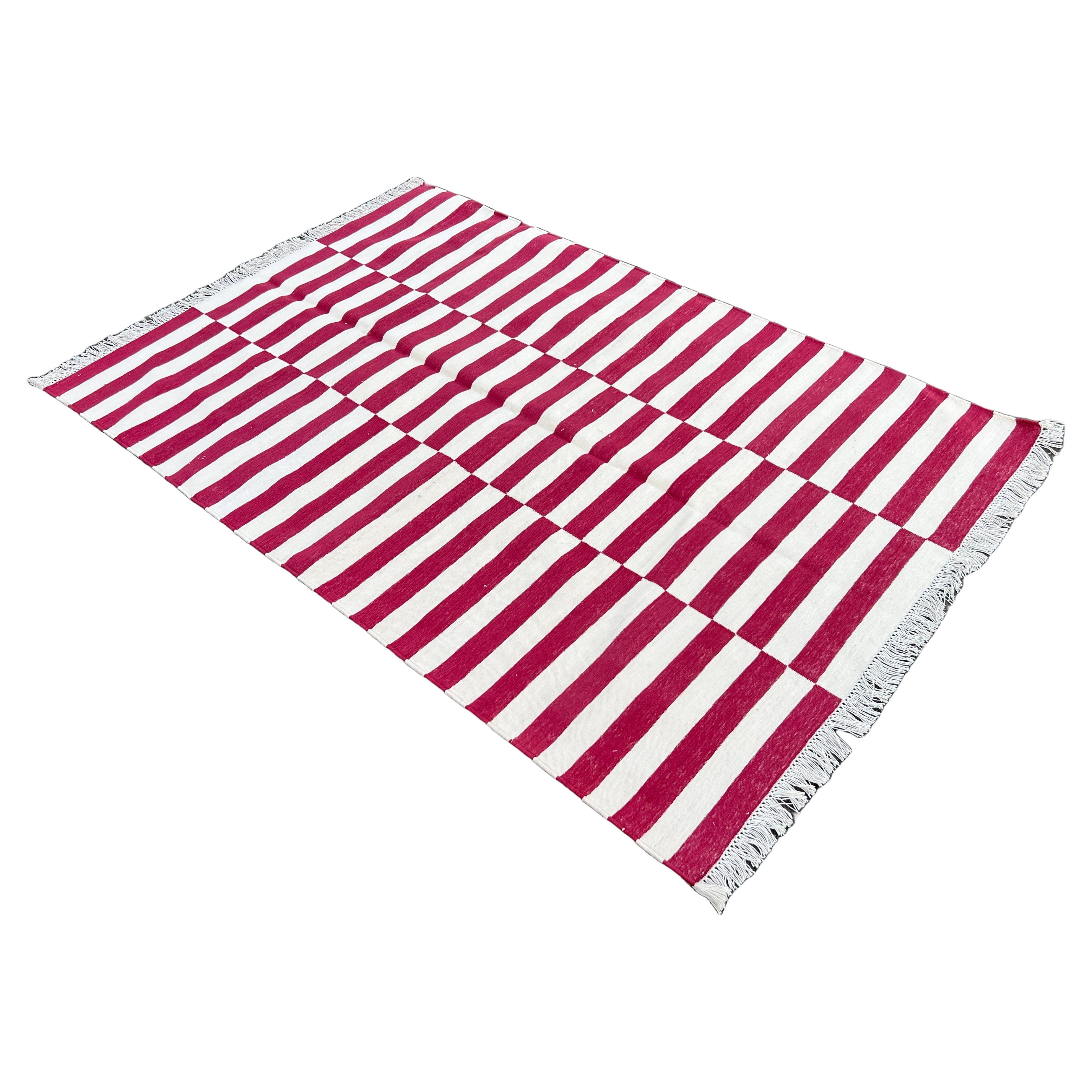 Tapis en coton tissé à plat, 4x6 rose et blanc, rayé Up Down Dhurrie