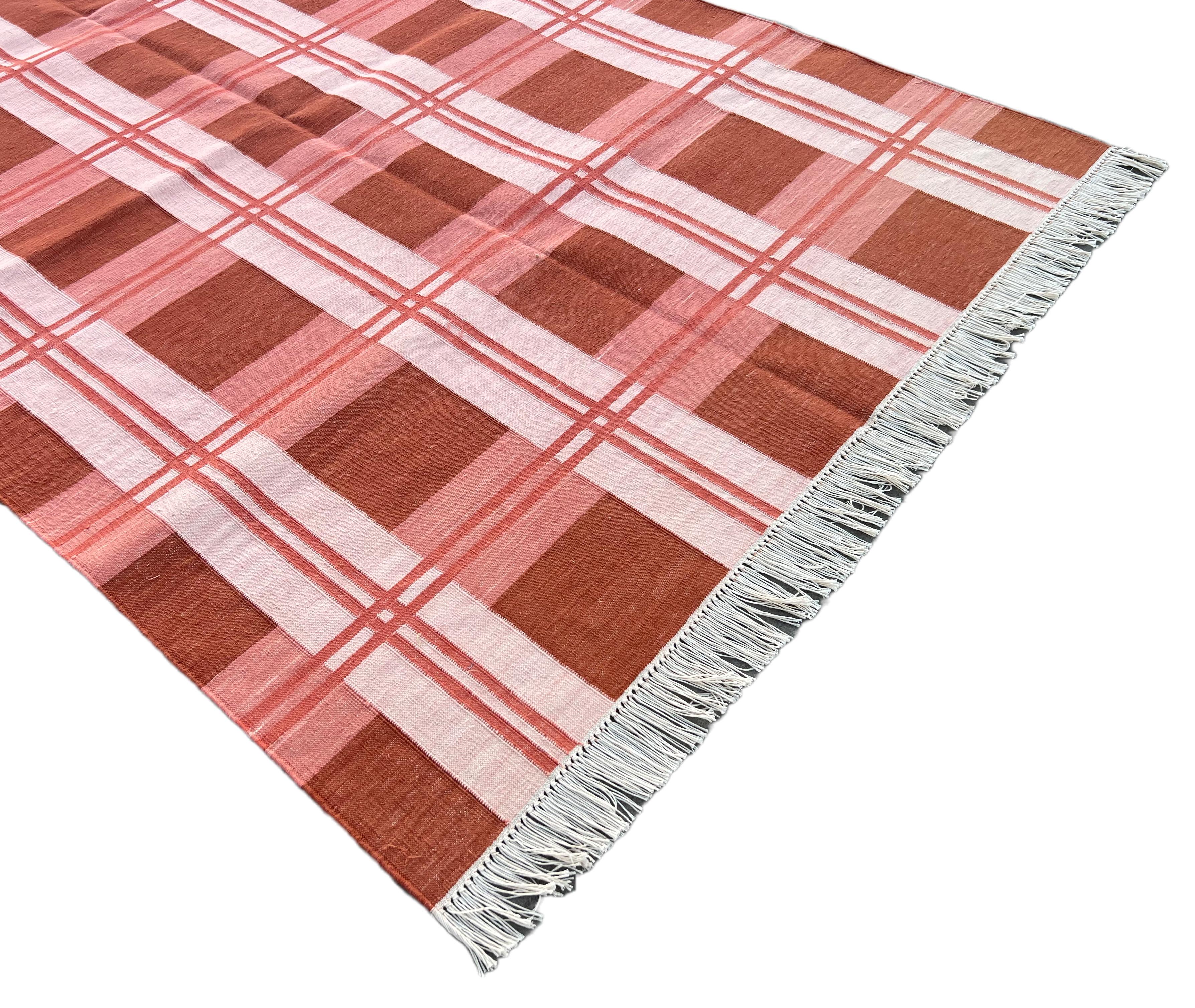 Mid-Century Modern Handmade Cotton Area Flat Weave Rug, 4x6 Red And Pink Checked Indian Dhurrie Rug For Sale