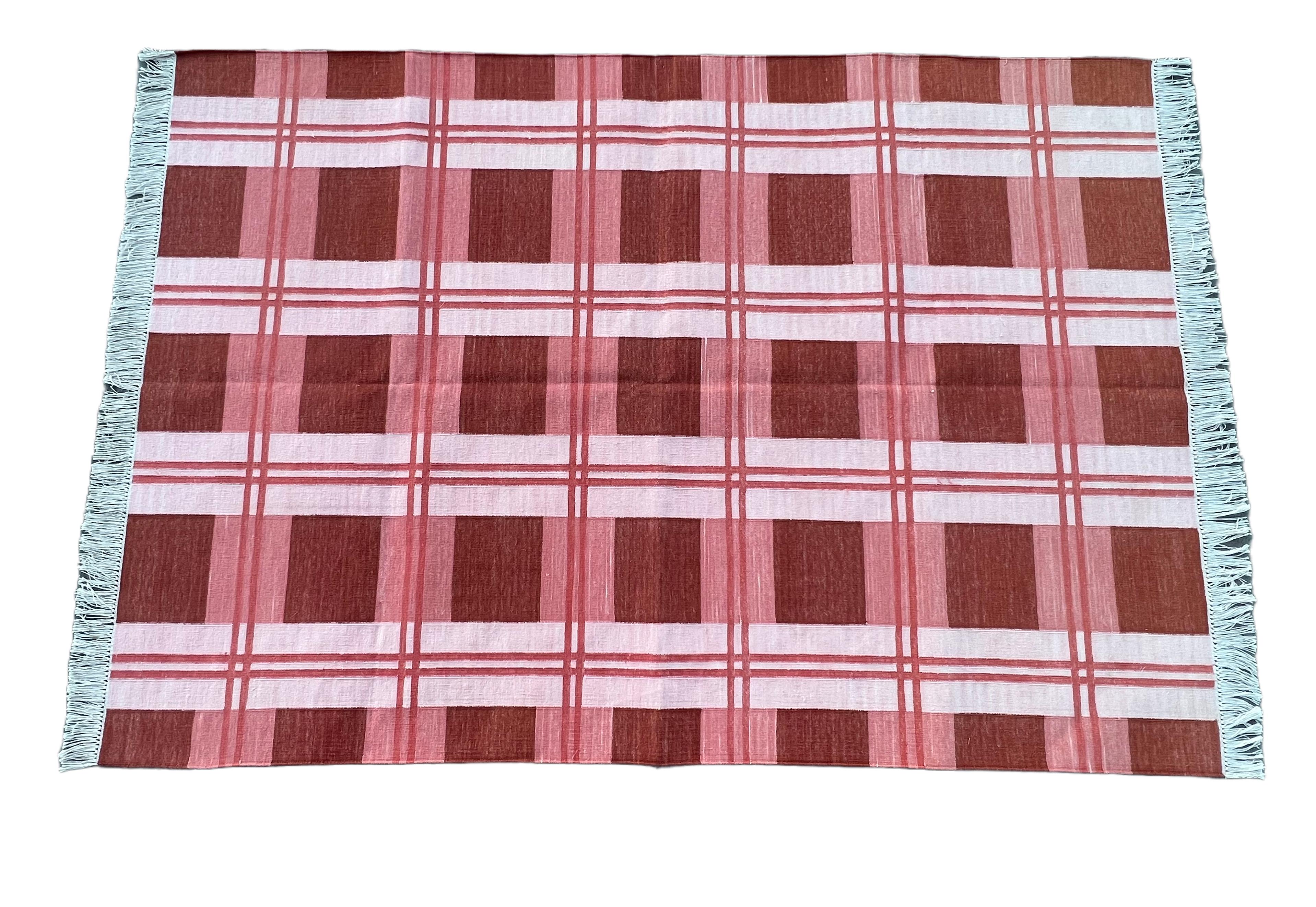 Handmade Cotton Area Flat Weave Rug, 4x6 Red And Pink Checked Indian Dhurrie Rug For Sale 3