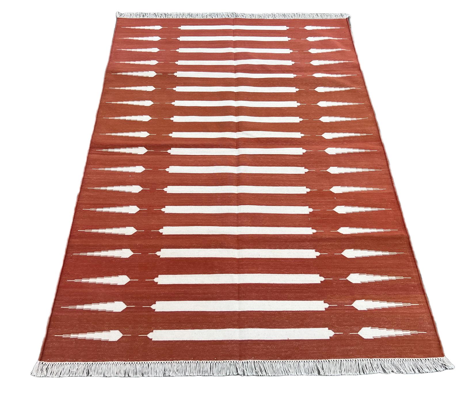 Handmade Cotton Area Flat Weave Rug, 4x6 Tan And White Striped Indian Dhurrie For Sale 1