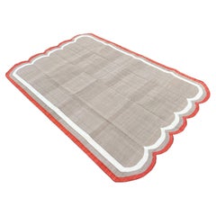Handmade Cotton Area Flat Weave Rug, 5x7 Beige And Red Scalloped Indian Dhurrie