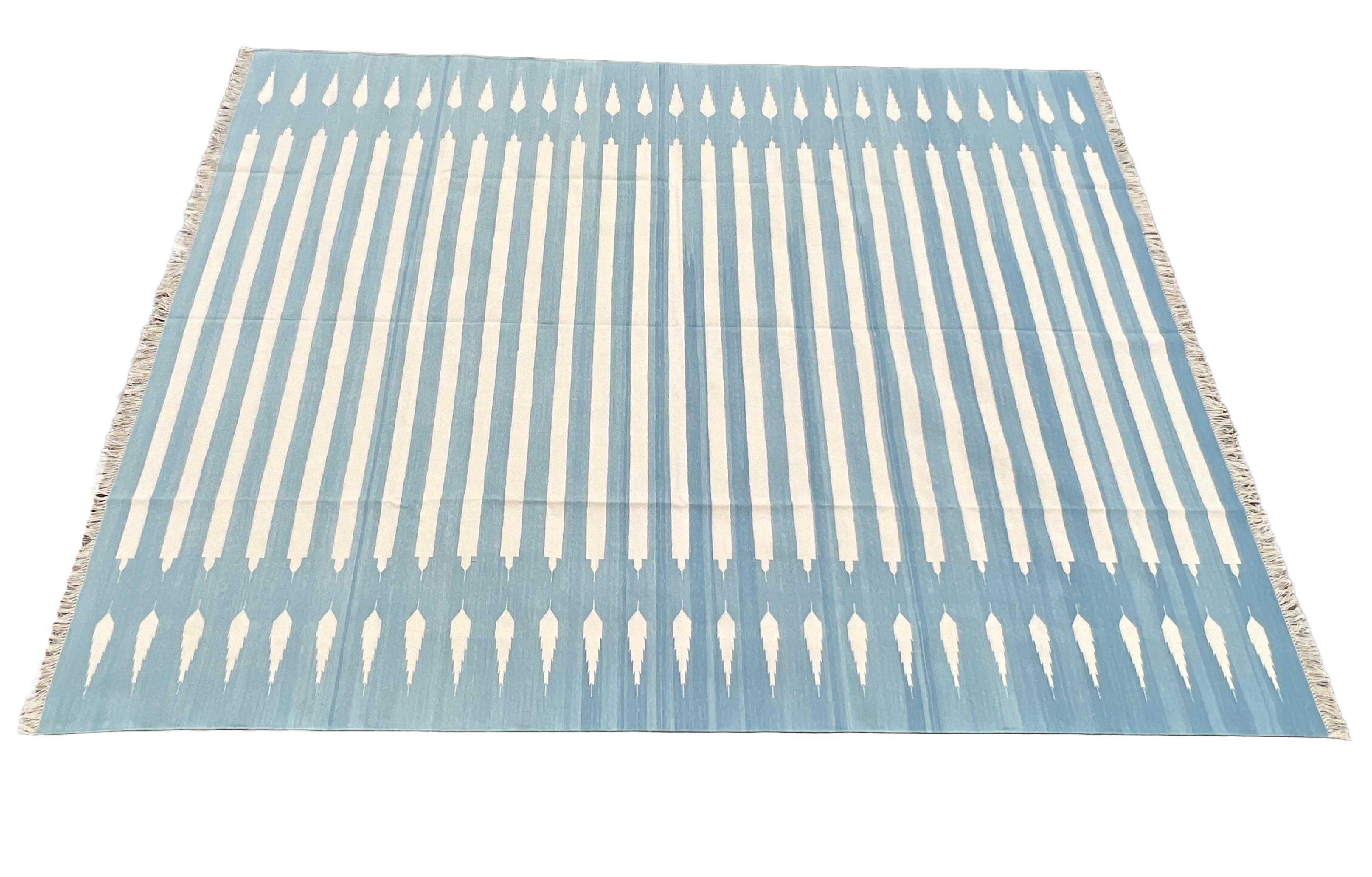 Handmade Cotton Area Flat Weave Rug, 5x7 Blue And White Striped Indian Dhurrie For Sale 5