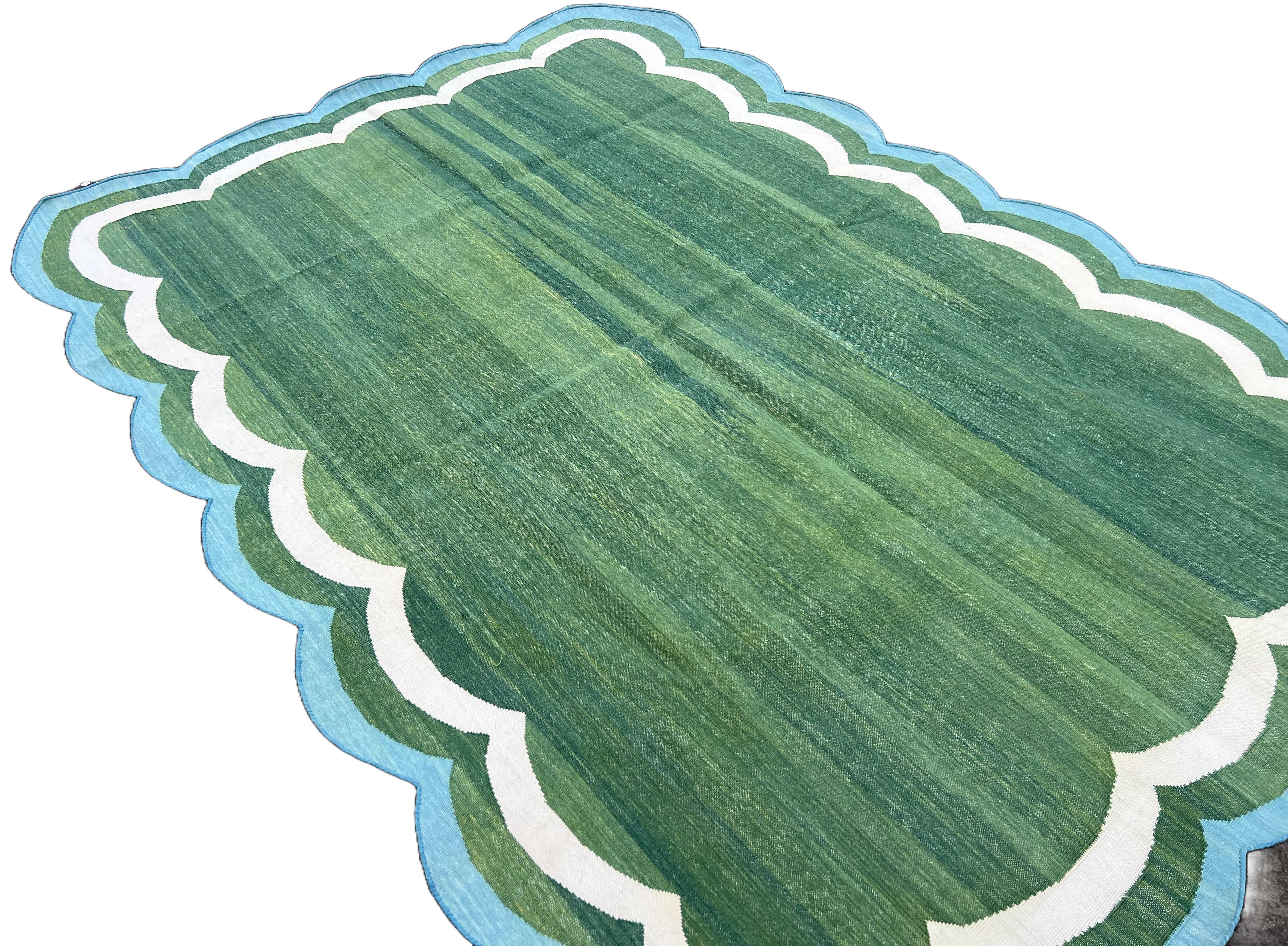 Hand-Woven Handmade Cotton Area Flat Weave Rug, 5x7 Green And Blue Scalloped Indian Dhurrie For Sale