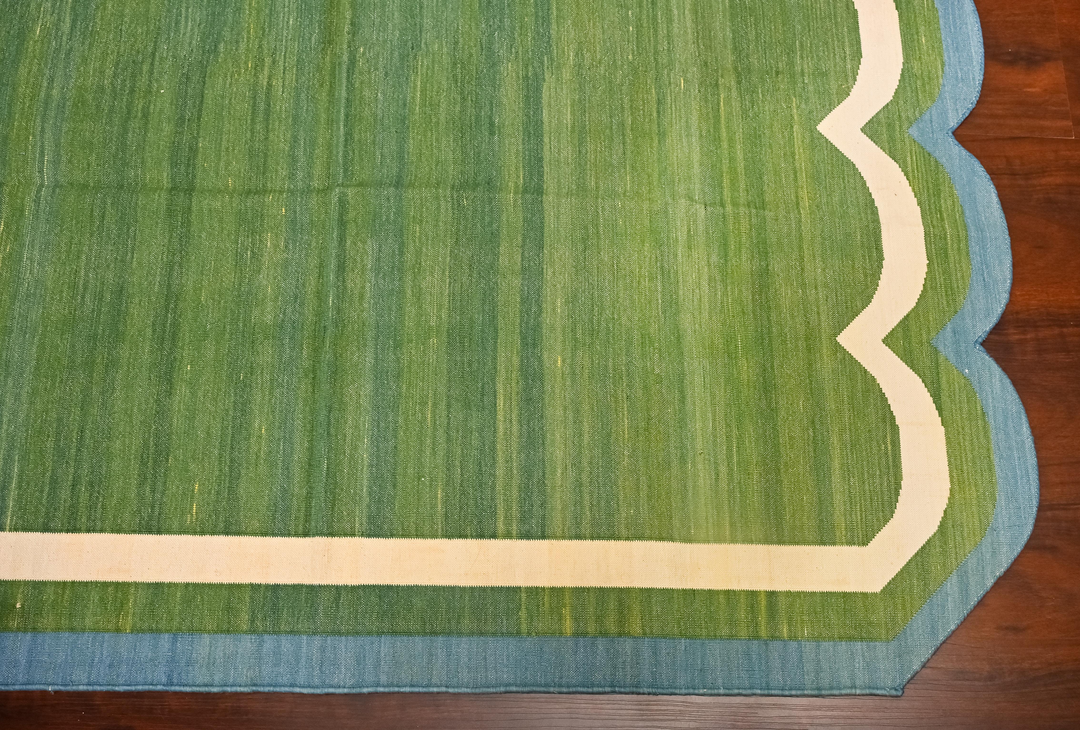 Handmade Cotton Area Flat Weave Rug, 5x7 Green And Blue Scalloped Kilim Dhurrie For Sale 1