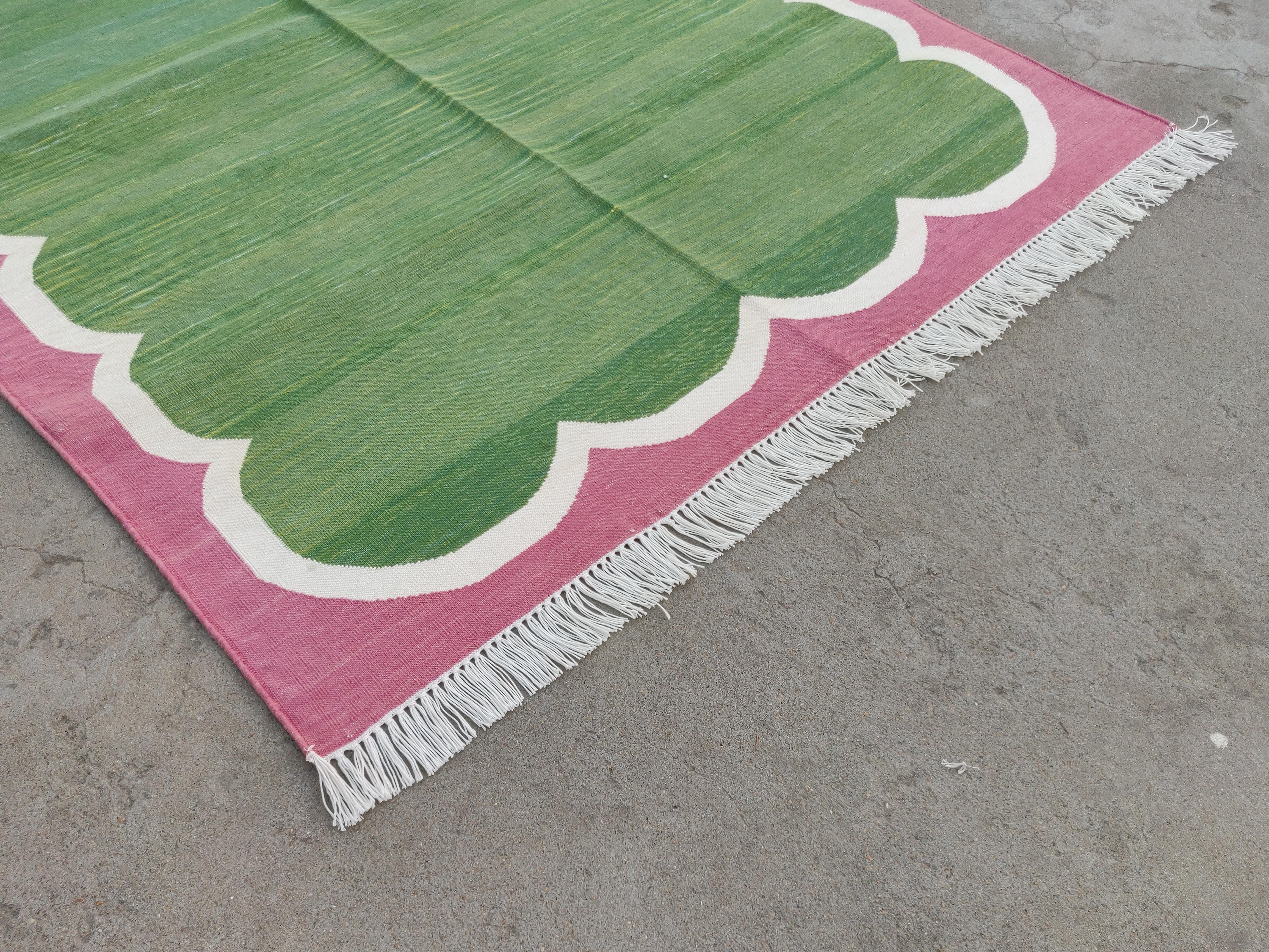 Mid-Century Modern Handmade Cotton Area Flat Weave Rug, 5x7 Green And Pink Scallop Striped Dhurrie For Sale