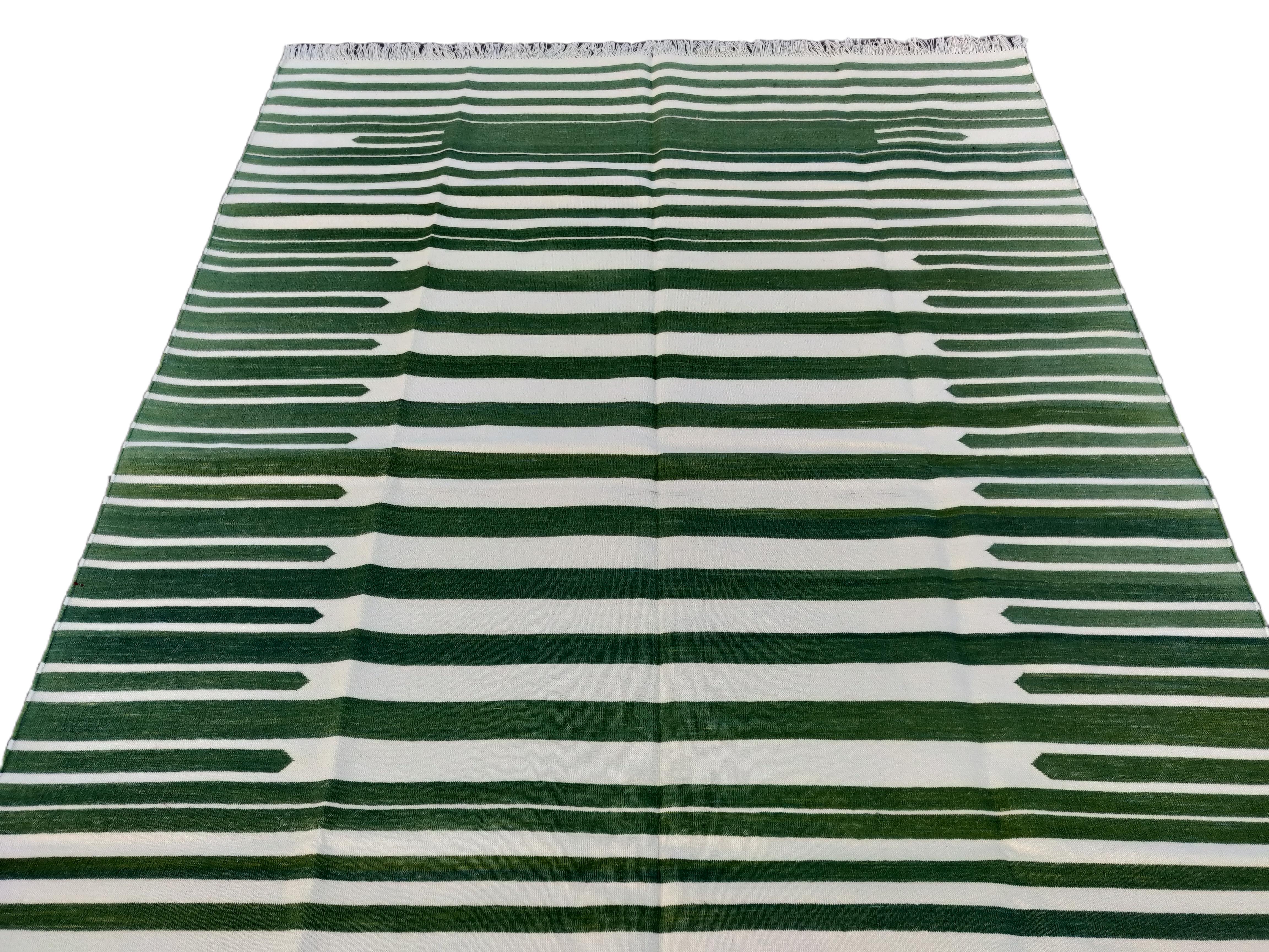 Contemporary Handmade Cotton Area Flat Weave Rug, 5x7 Green And White Striped Indian Dhurrie For Sale