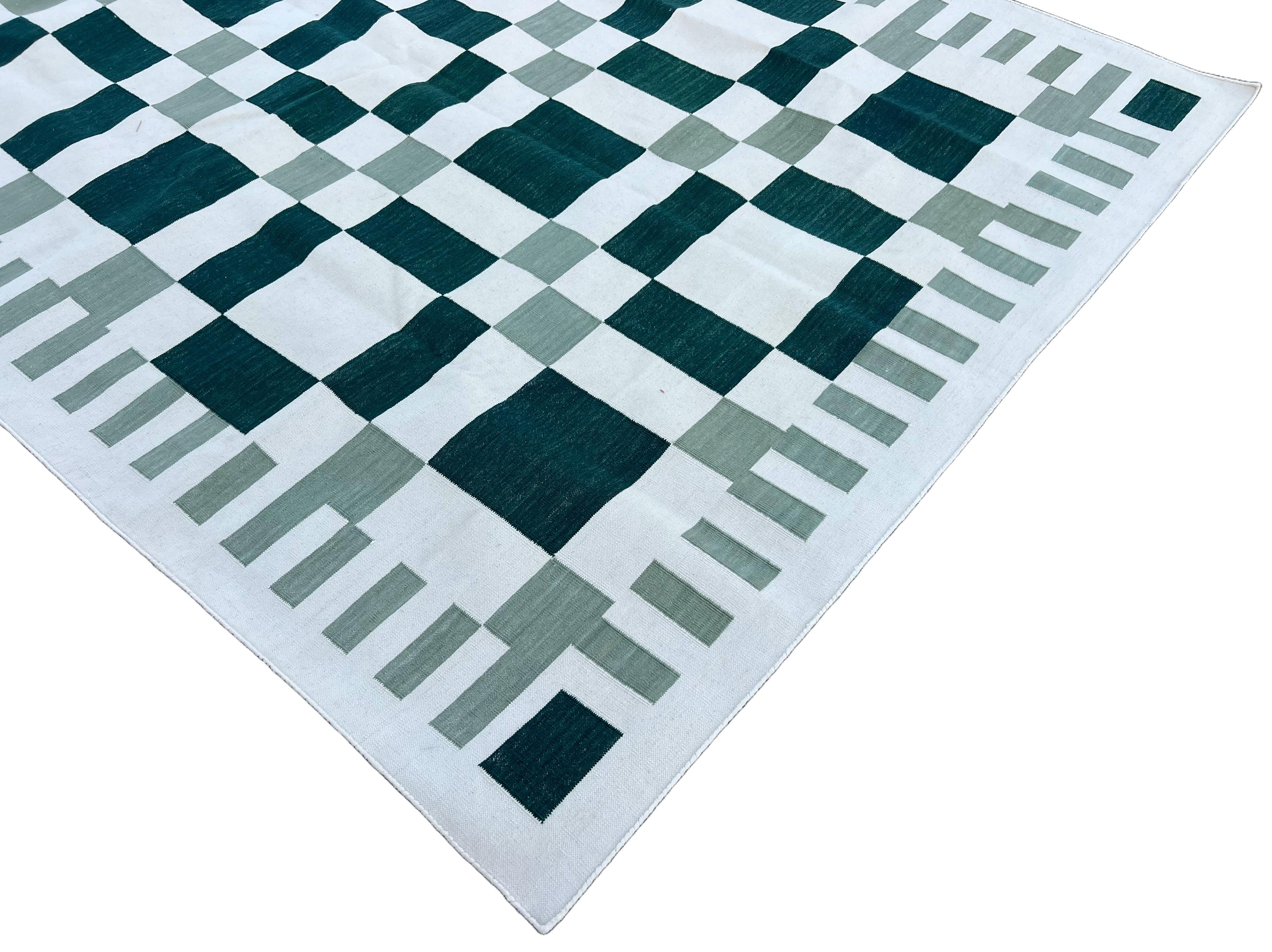 Mid-Century moderno Tappeto a trama piatta in cotone fatto a mano, 5x7 Greene & Greene, Crema Geometrico Indiano Dhurrie in vendita